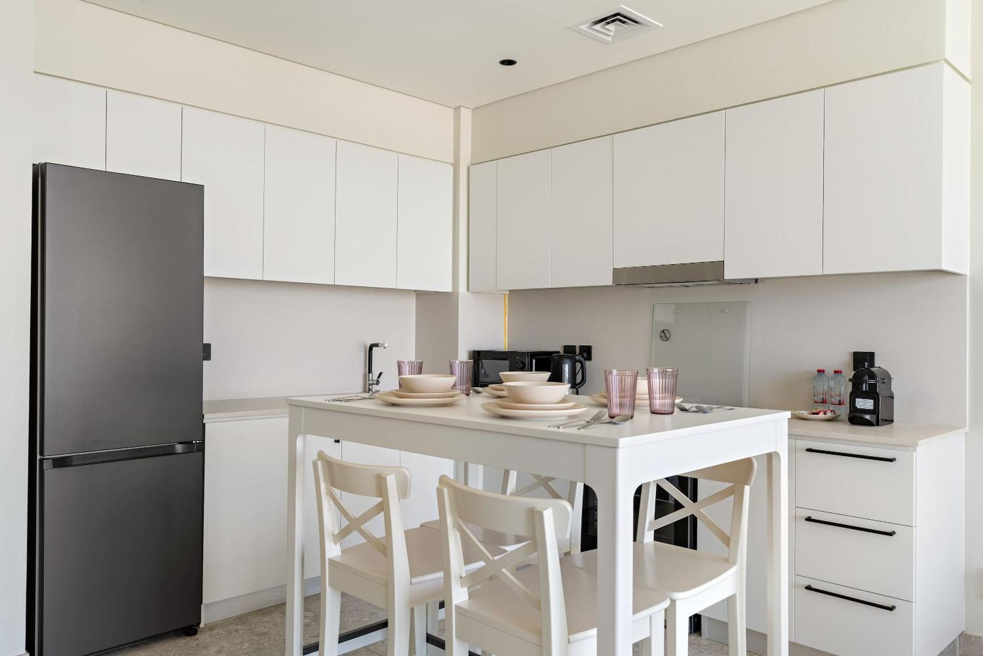 Elegant One-bedroom In Hills For 4 Persons Apartamento