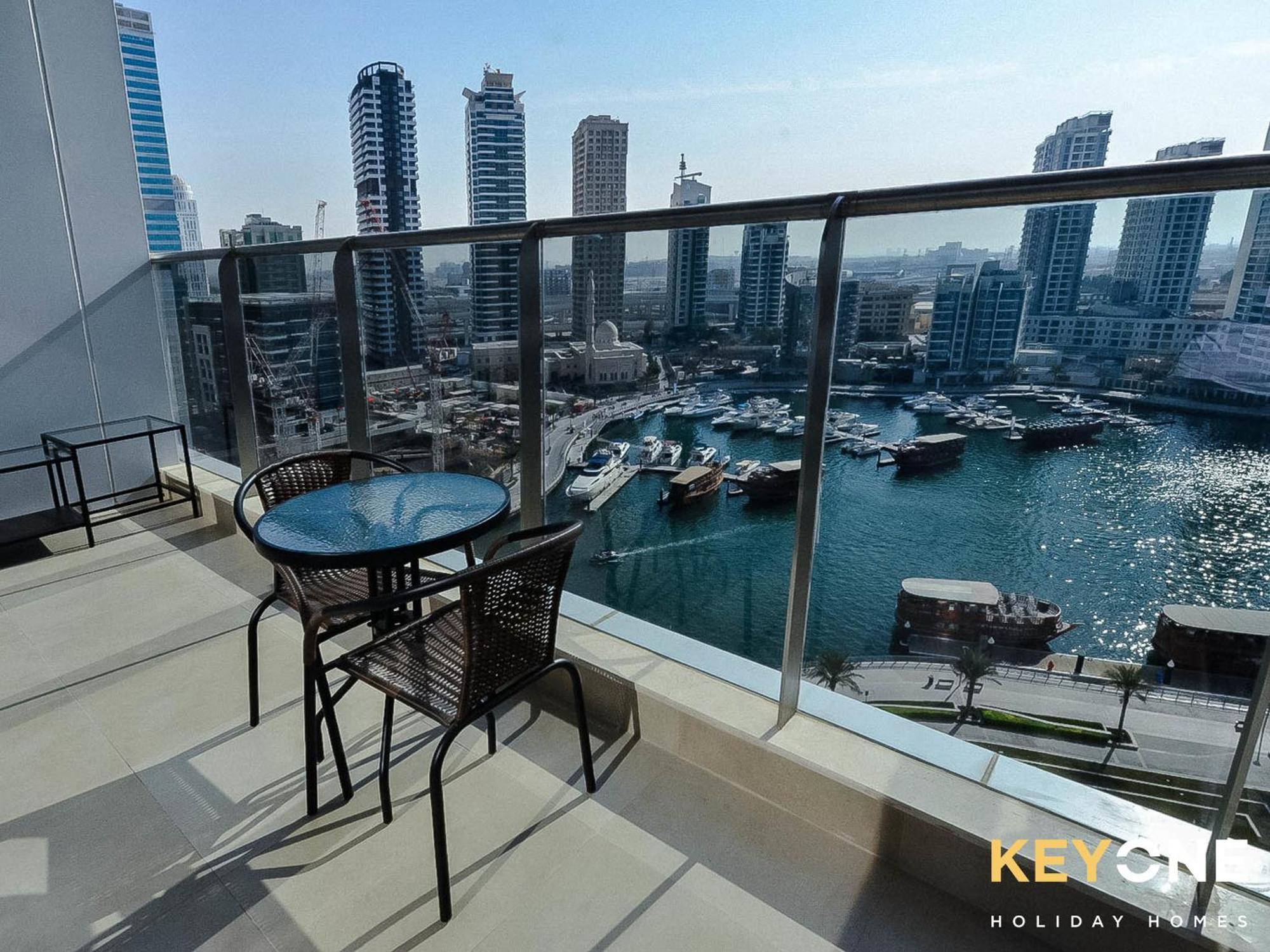 Apartamento Sophisticated One Bedroom With Full Marina View Dubai