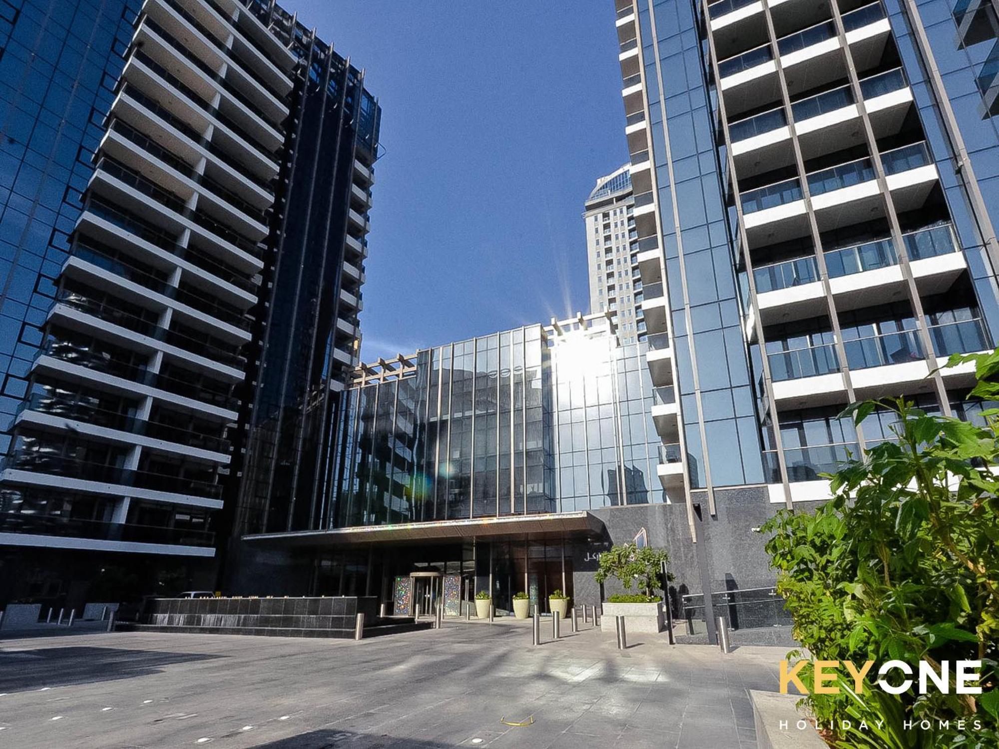 Sophisticated One Bedroom With Full Marina View Apartamento