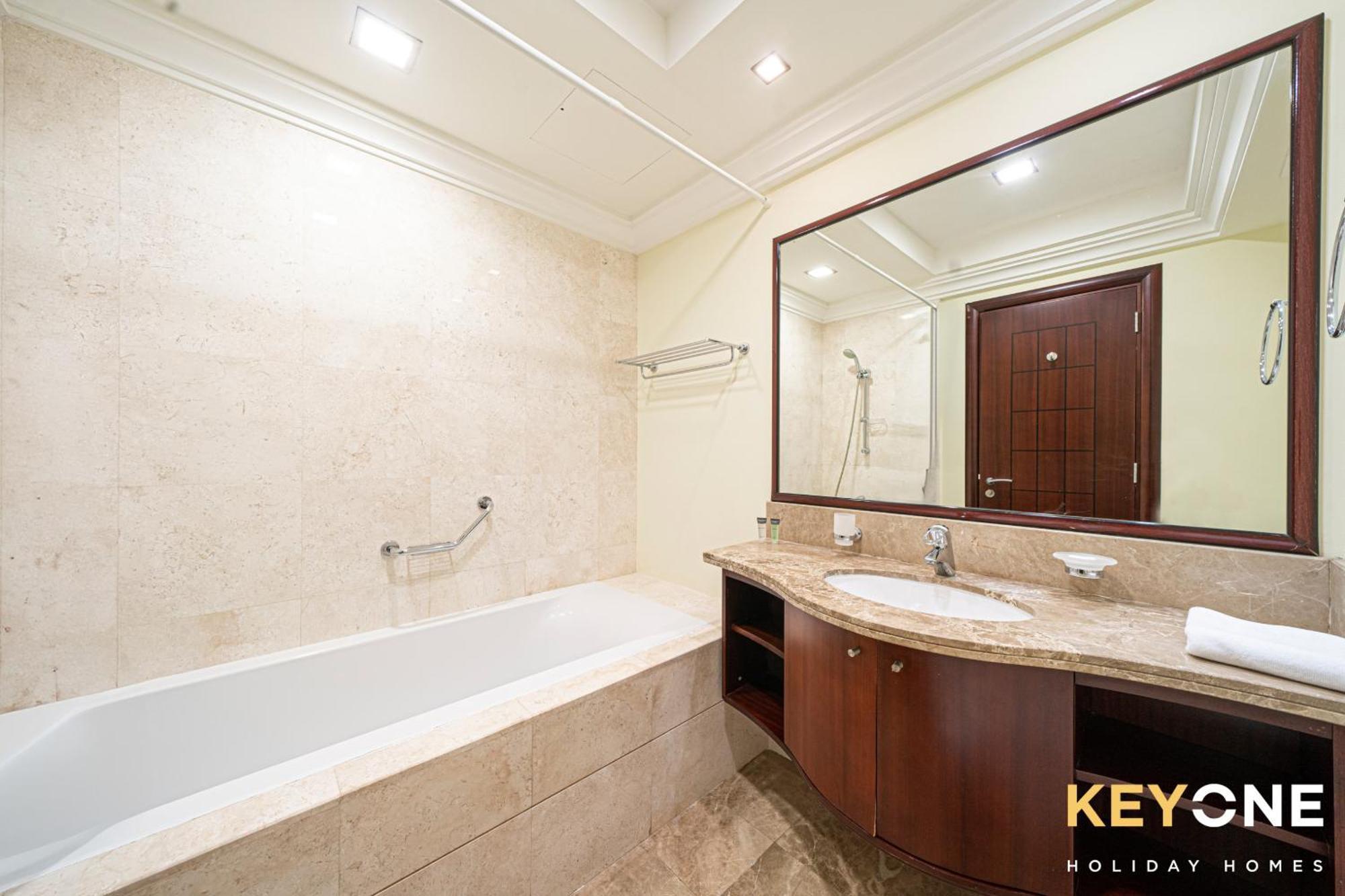Apartment KeyOne - 2BR in Grandeur Residences