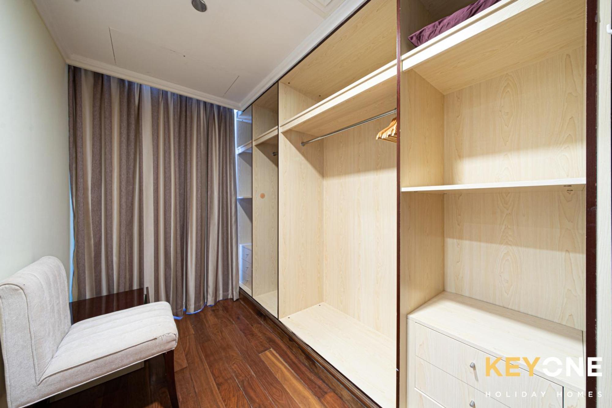 KeyOne - 2BR in Grandeur Residences Apartment *