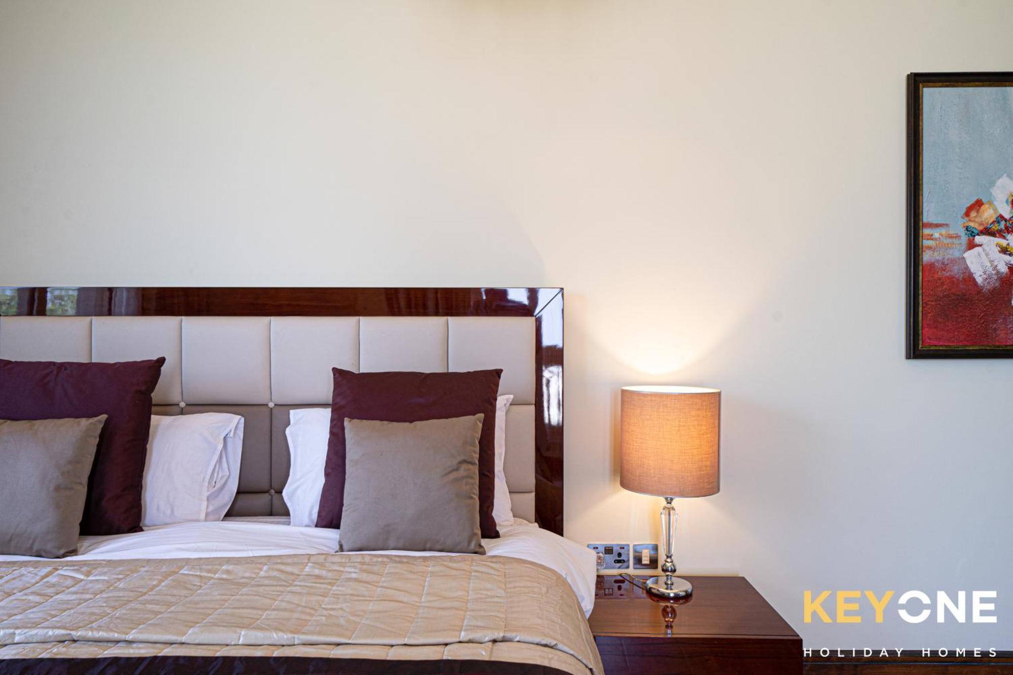 Apartment KeyOne - 2BR in Grandeur Residences Dubai