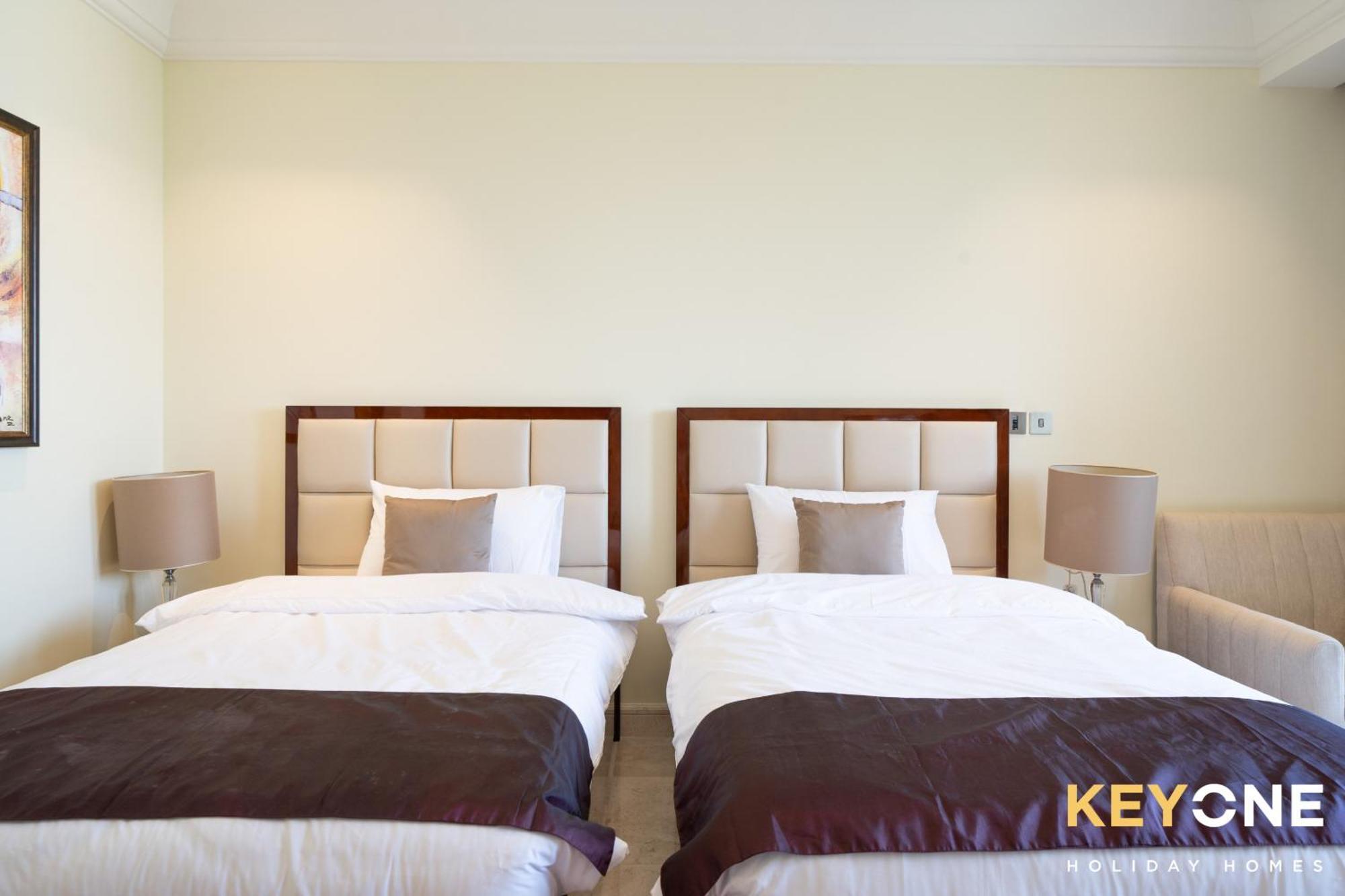 KeyOne - 2BR in Grandeur Residences Apartment