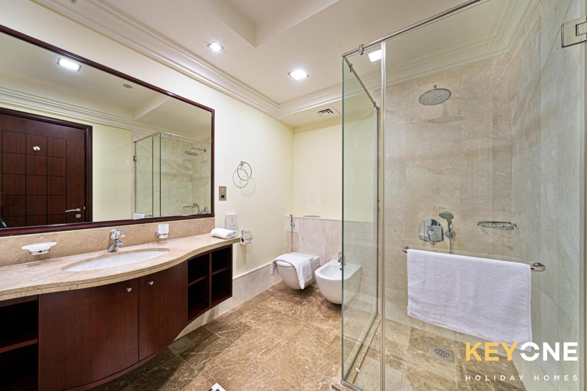 Apartment KeyOne - 2BR in Grandeur Residences