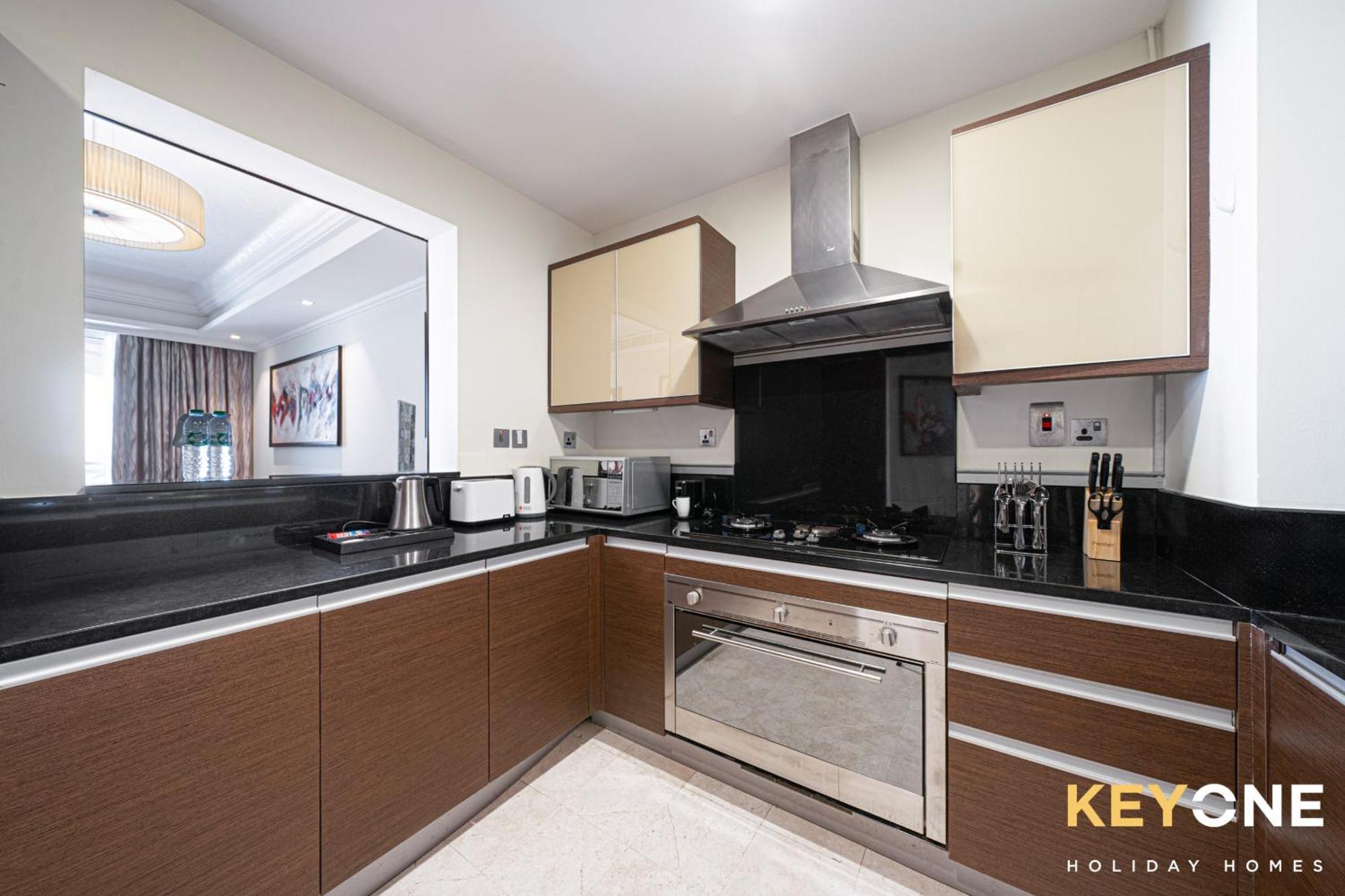 Apartment KeyOne - 2BR in Grandeur Residences *