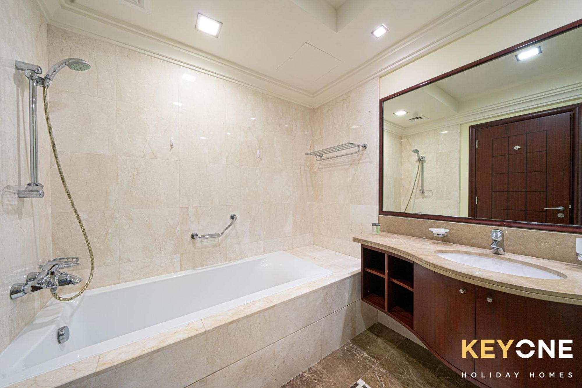 KeyOne - 2BR in Grandeur Residences