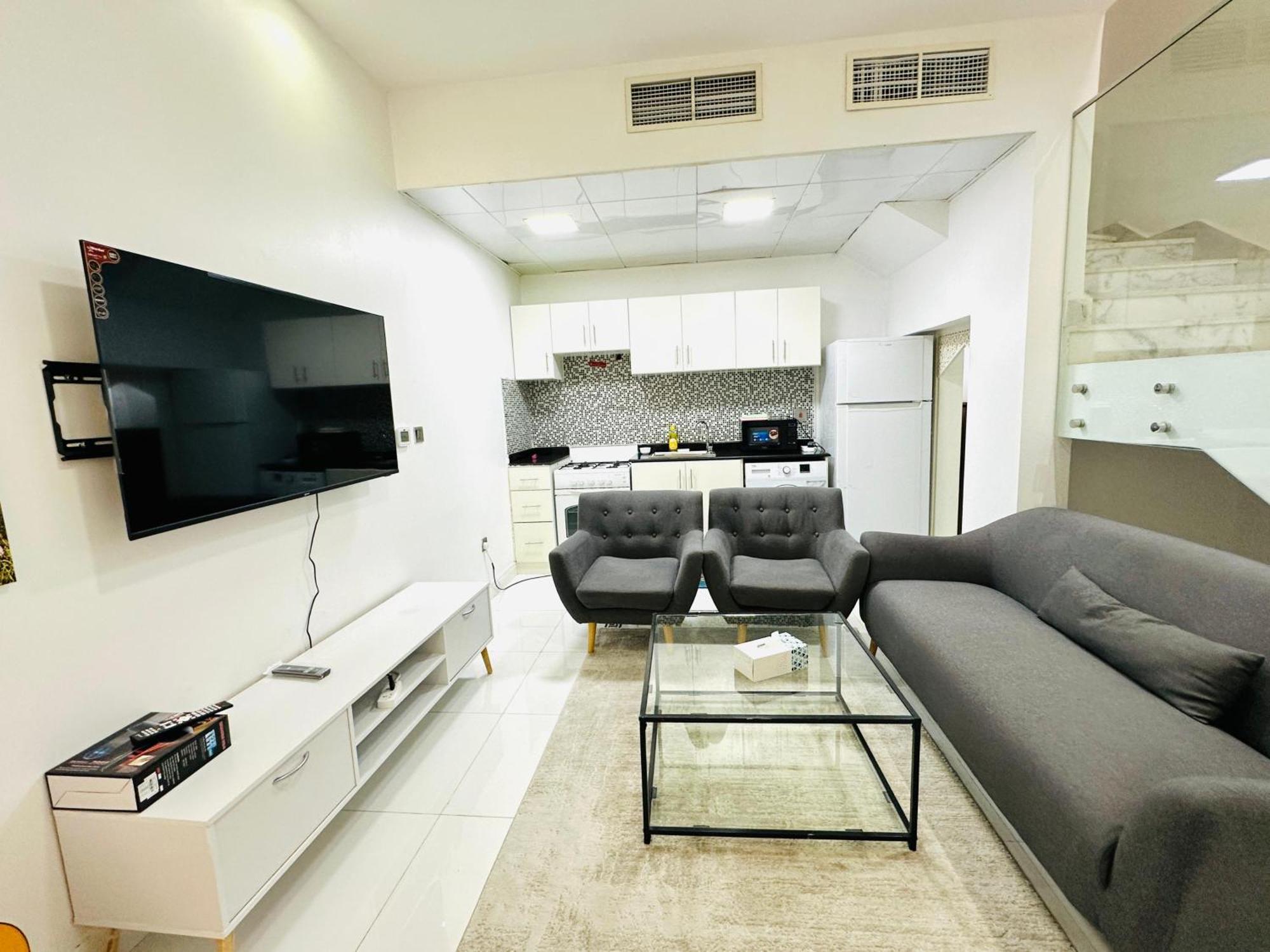 Family-friendly 1br With Play Area+pool. Uae *