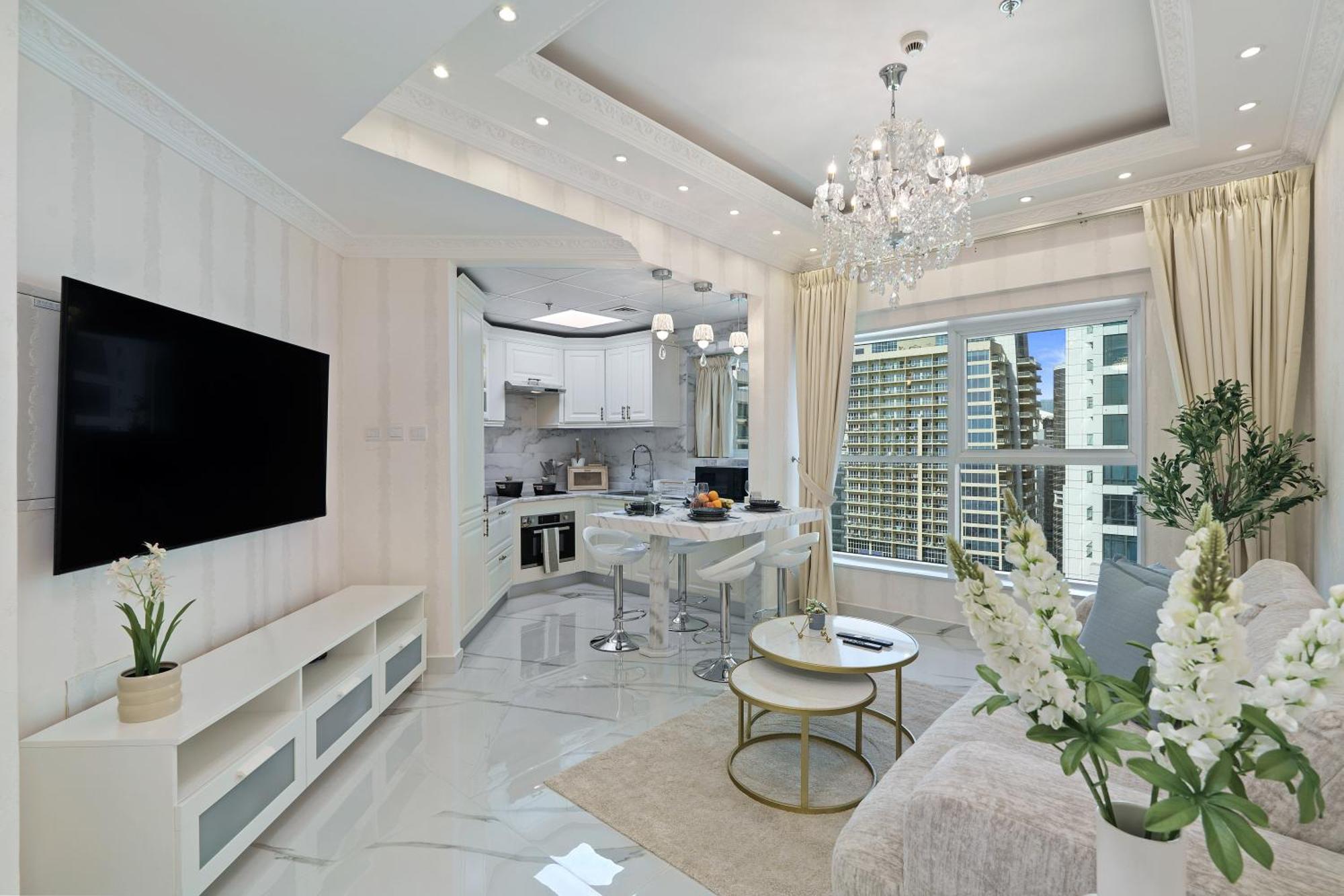 High Floor Upgraded 2br In Jlt - Walk To Park Apartment *