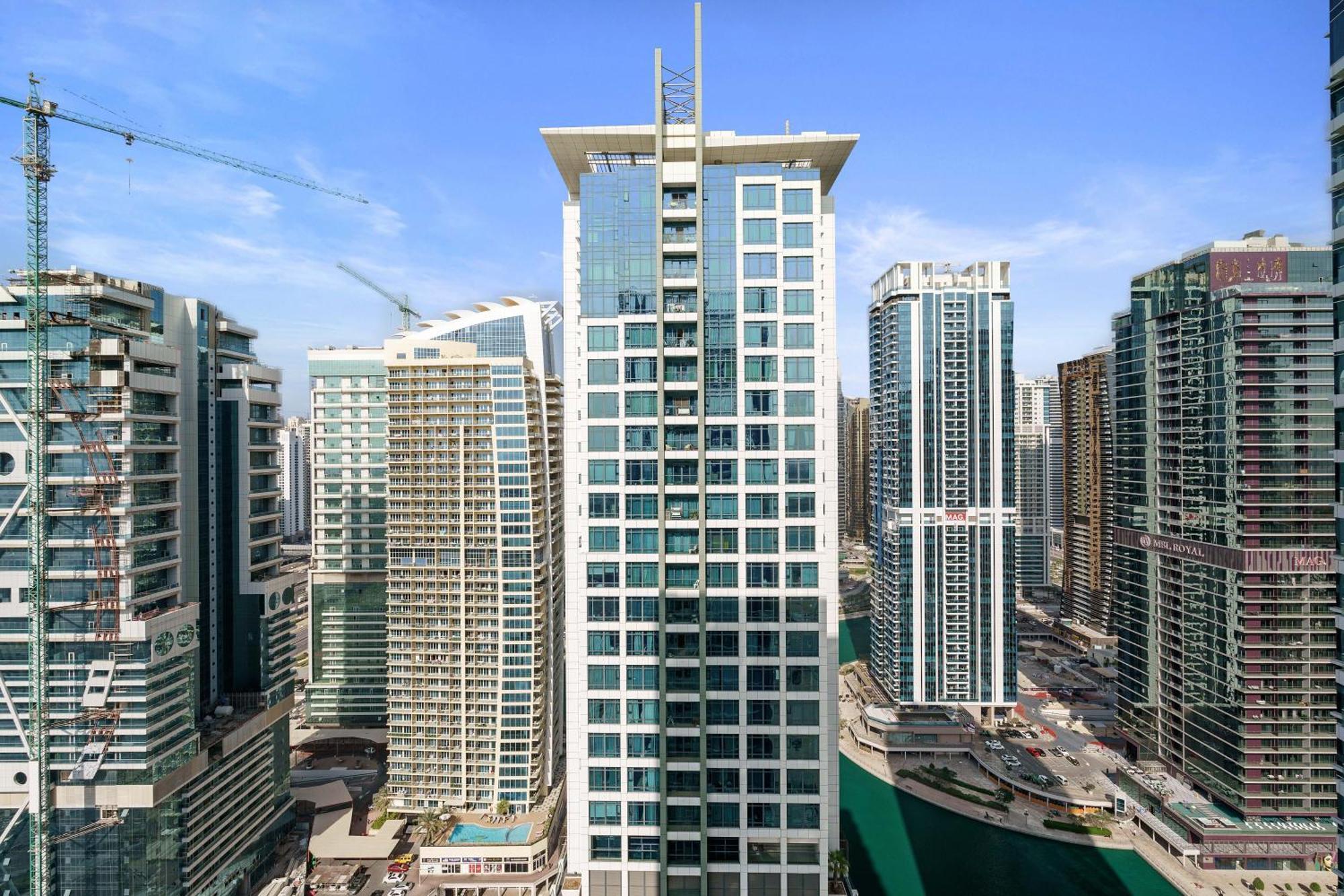 High Floor Upgraded 2br In Jlt - Walk To Park *