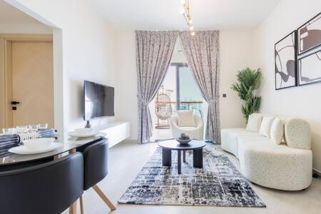 Contemporary 2 Bedroom Apartamento