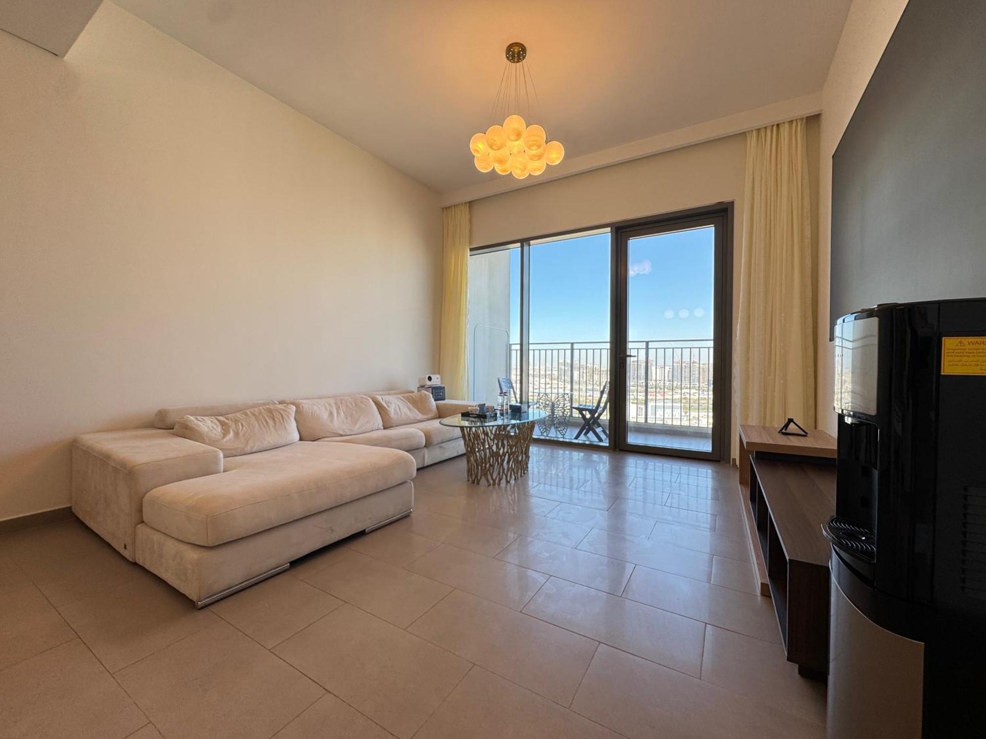 Daire Modern 1br In Hills With Big Screen Experience *
