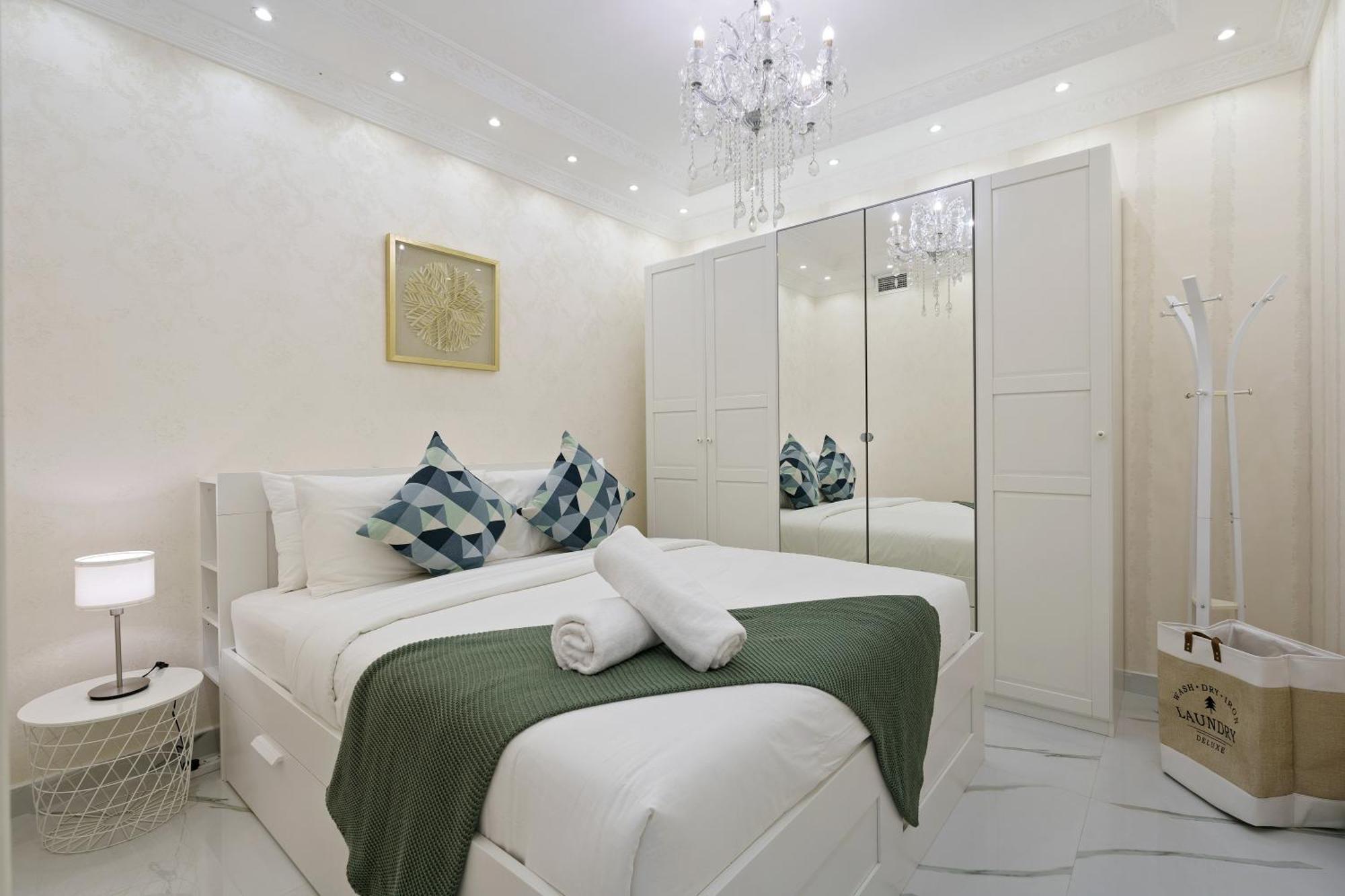 Apartment High Floor Upgraded 2br In Jlt - Walk To Park