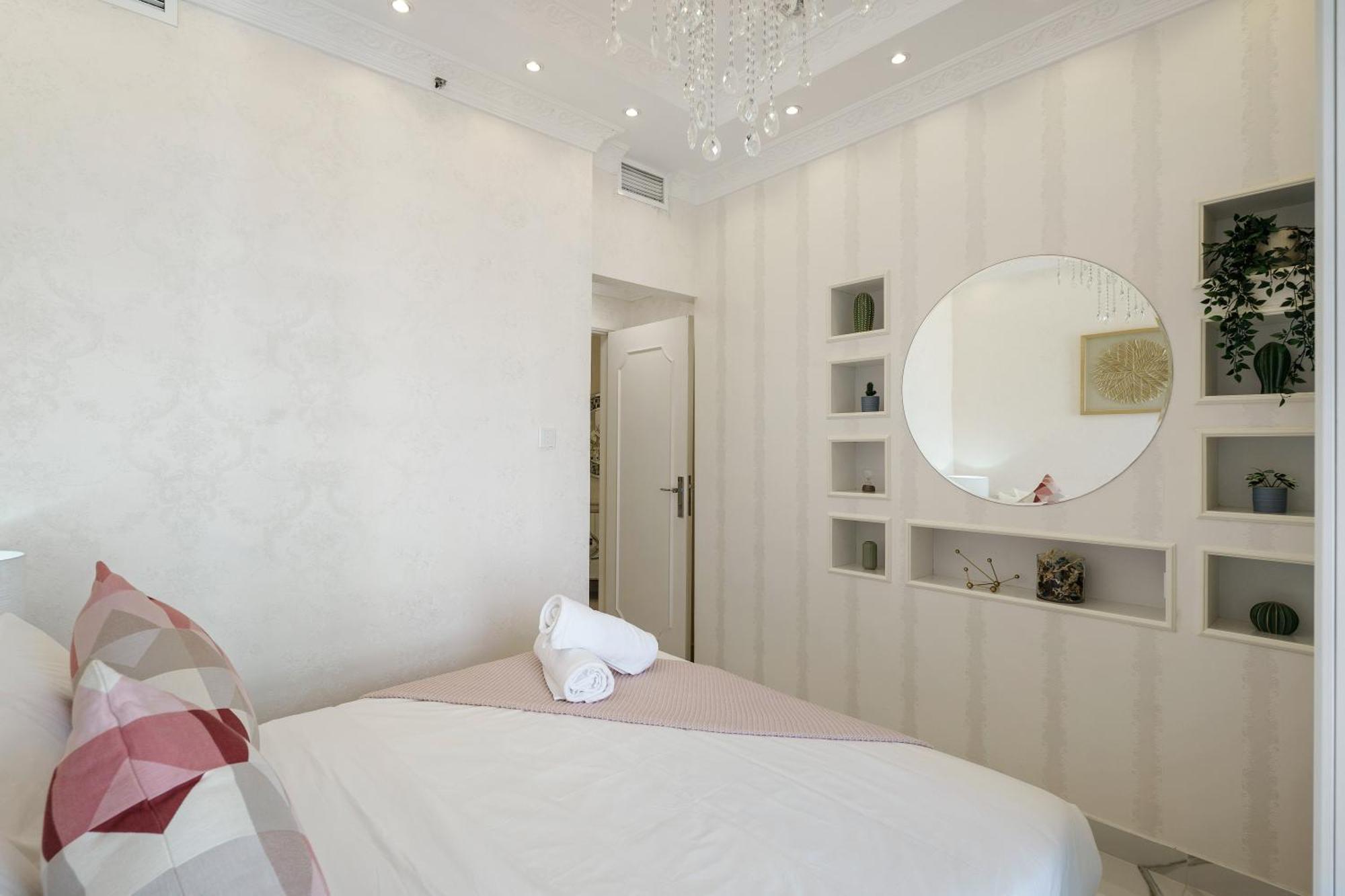 Apartment High Floor Upgraded 2br In Jlt - Walk To Park Dubai
