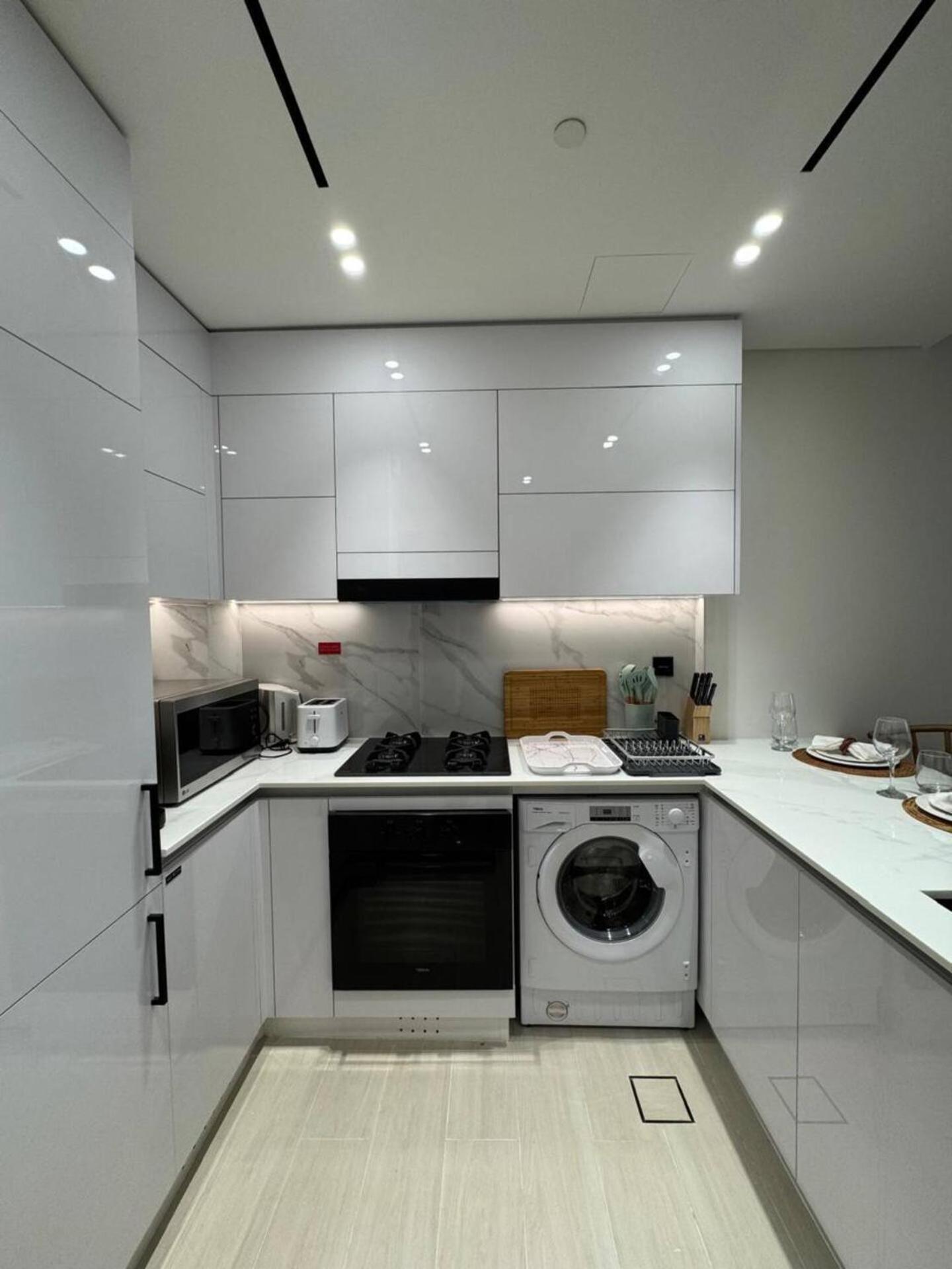 Apartment Relaxing 1br In Jvc With Big Balcony *