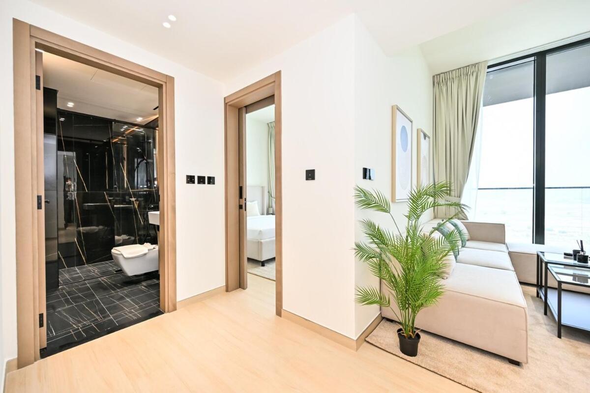 Apartment Stunning 1 Bdr Luxury At Jvc Dubai