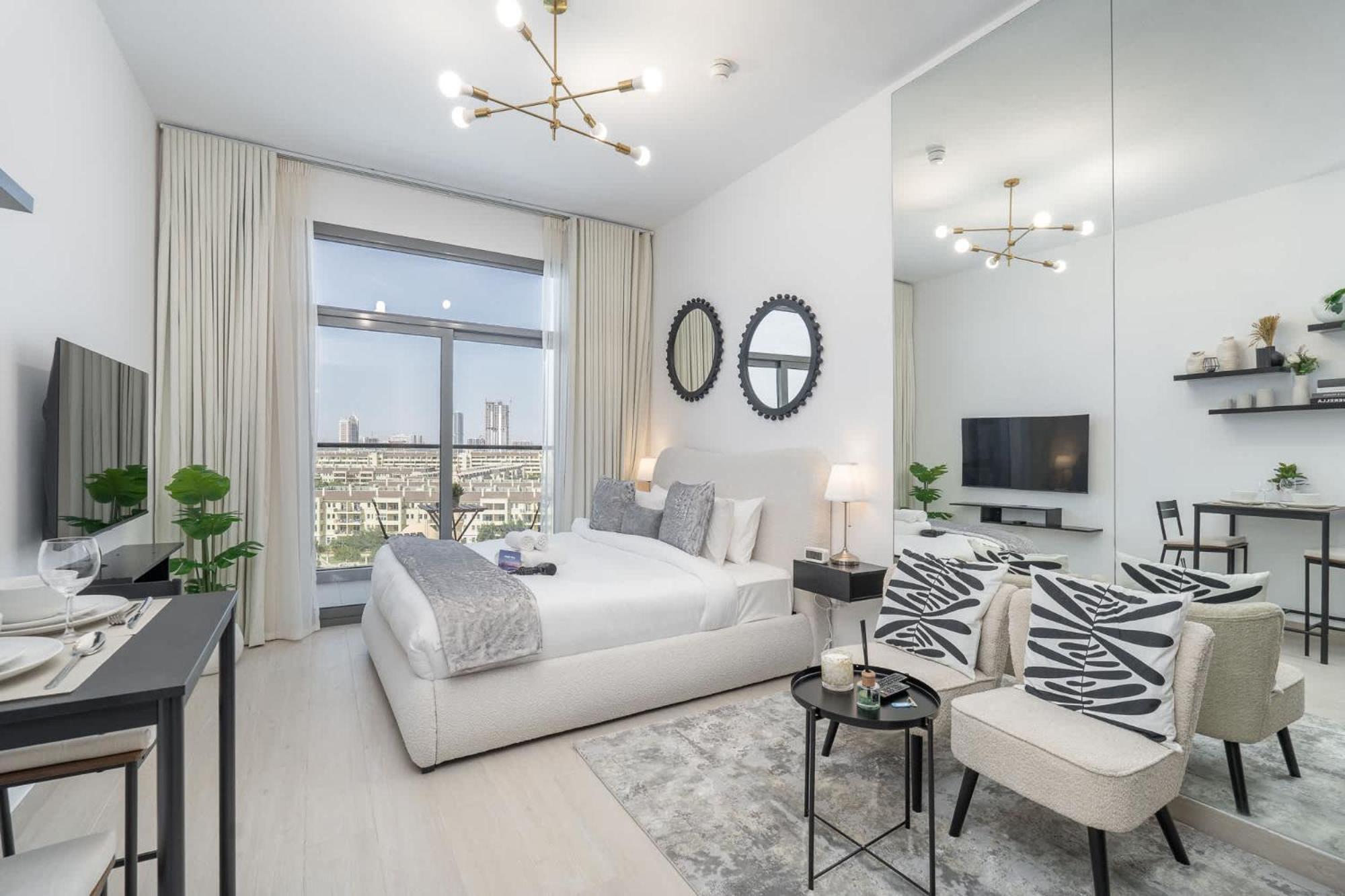 Charismatic In Laya Heights Perfect For 2 * Dubai
