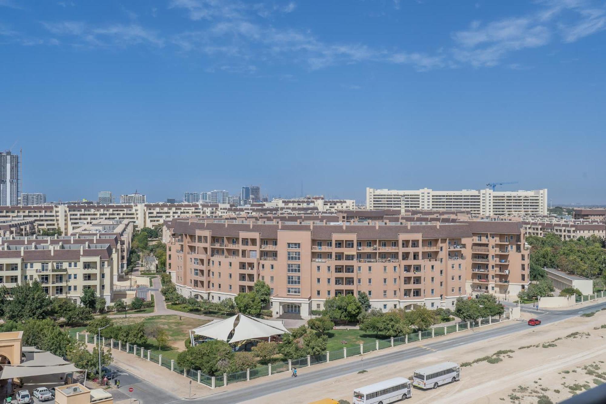 Apartment Charismatic In Laya Heights Perfect For 2 Dubai