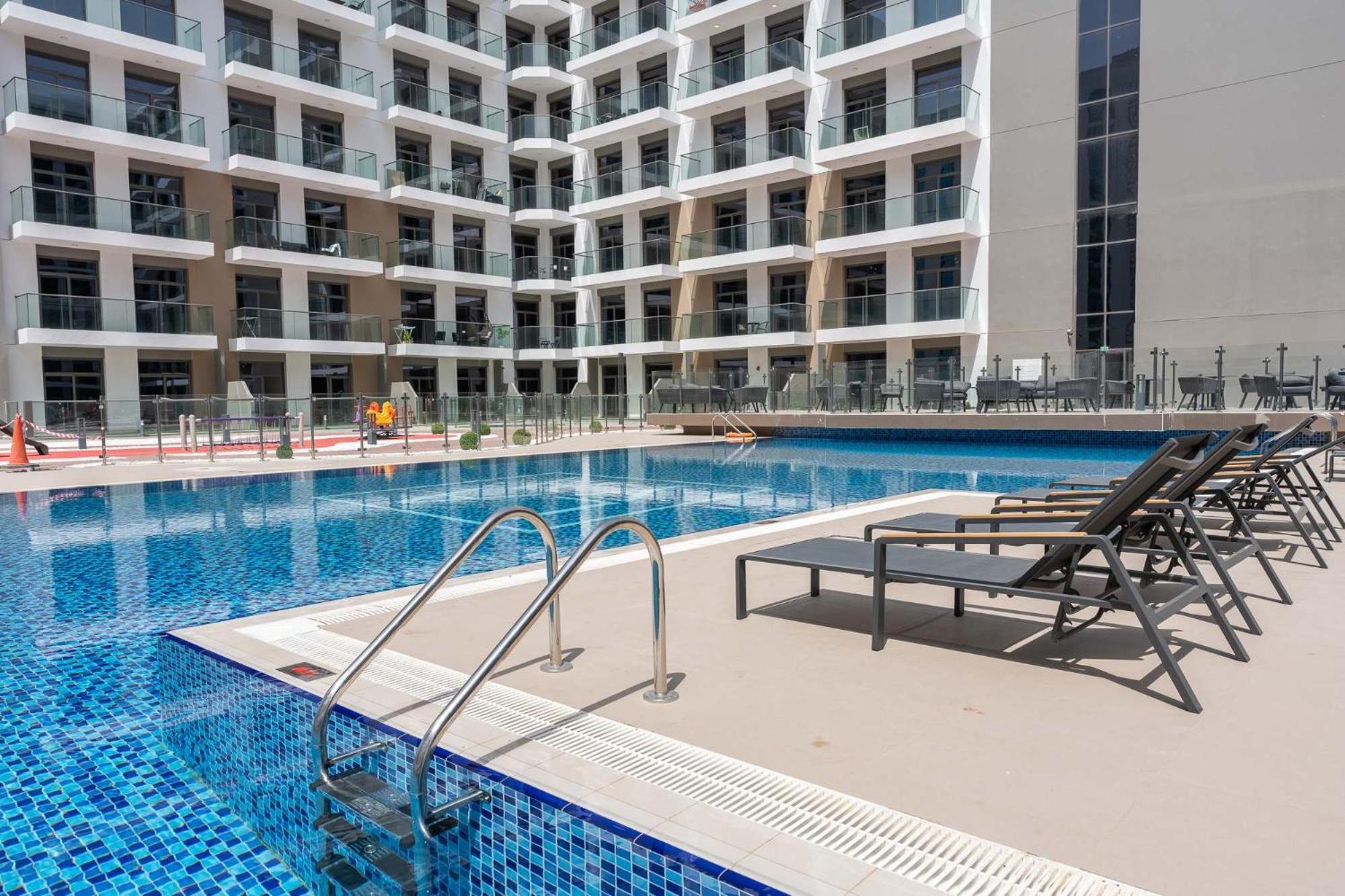 Charismatic In Laya Heights Perfect For 2 Apartment Dubai