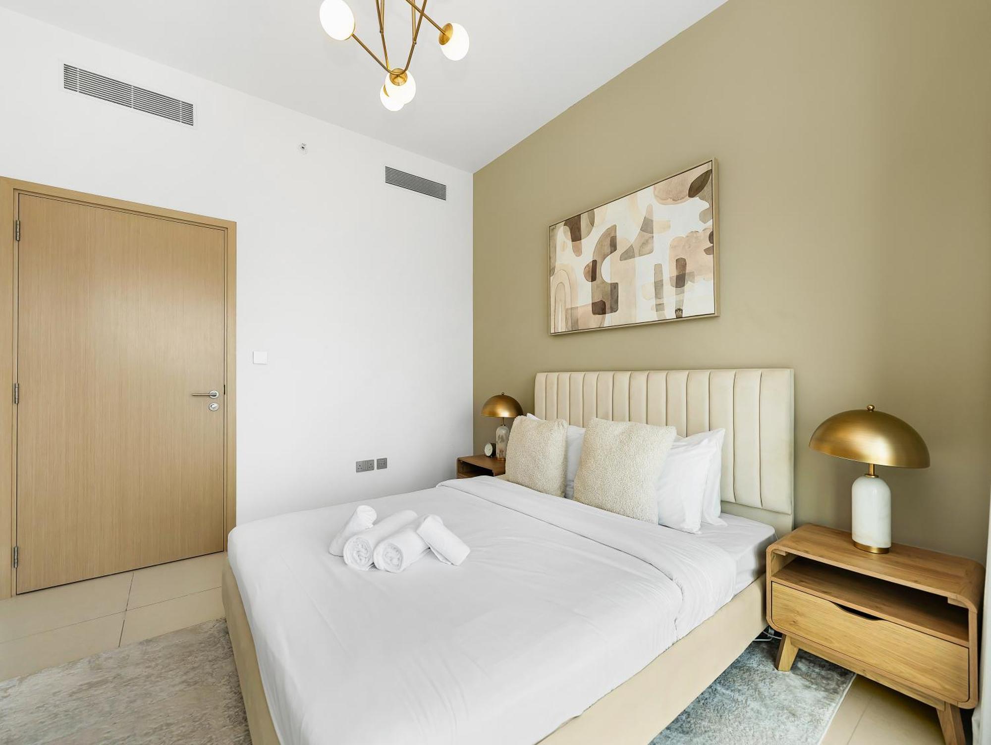 Burj Royale 3 Bedroom Full Burj Khalifa Fountain View *