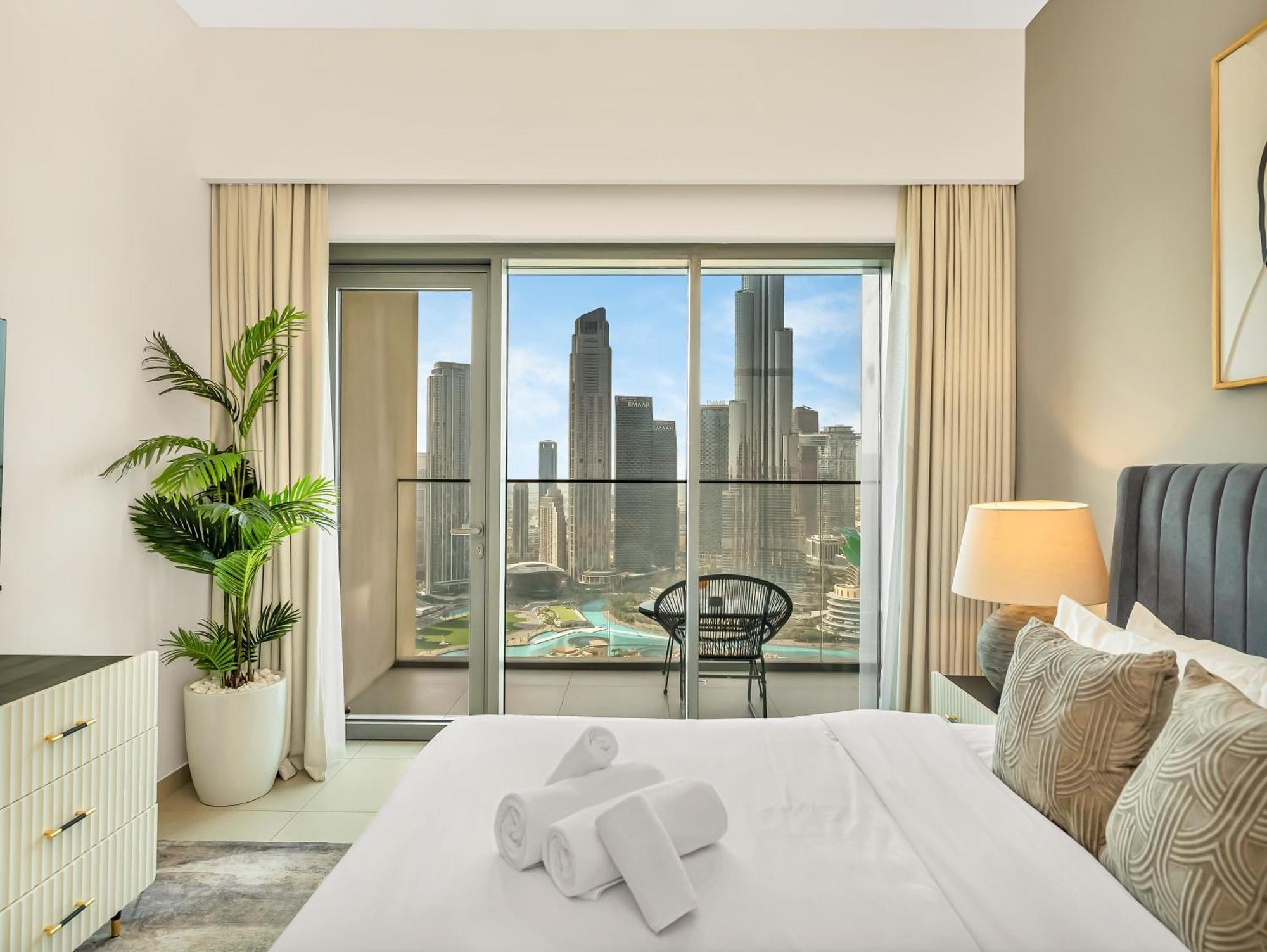 Burj Royale 3 Bedroom Full Burj Khalifa Fountain View Daire *
