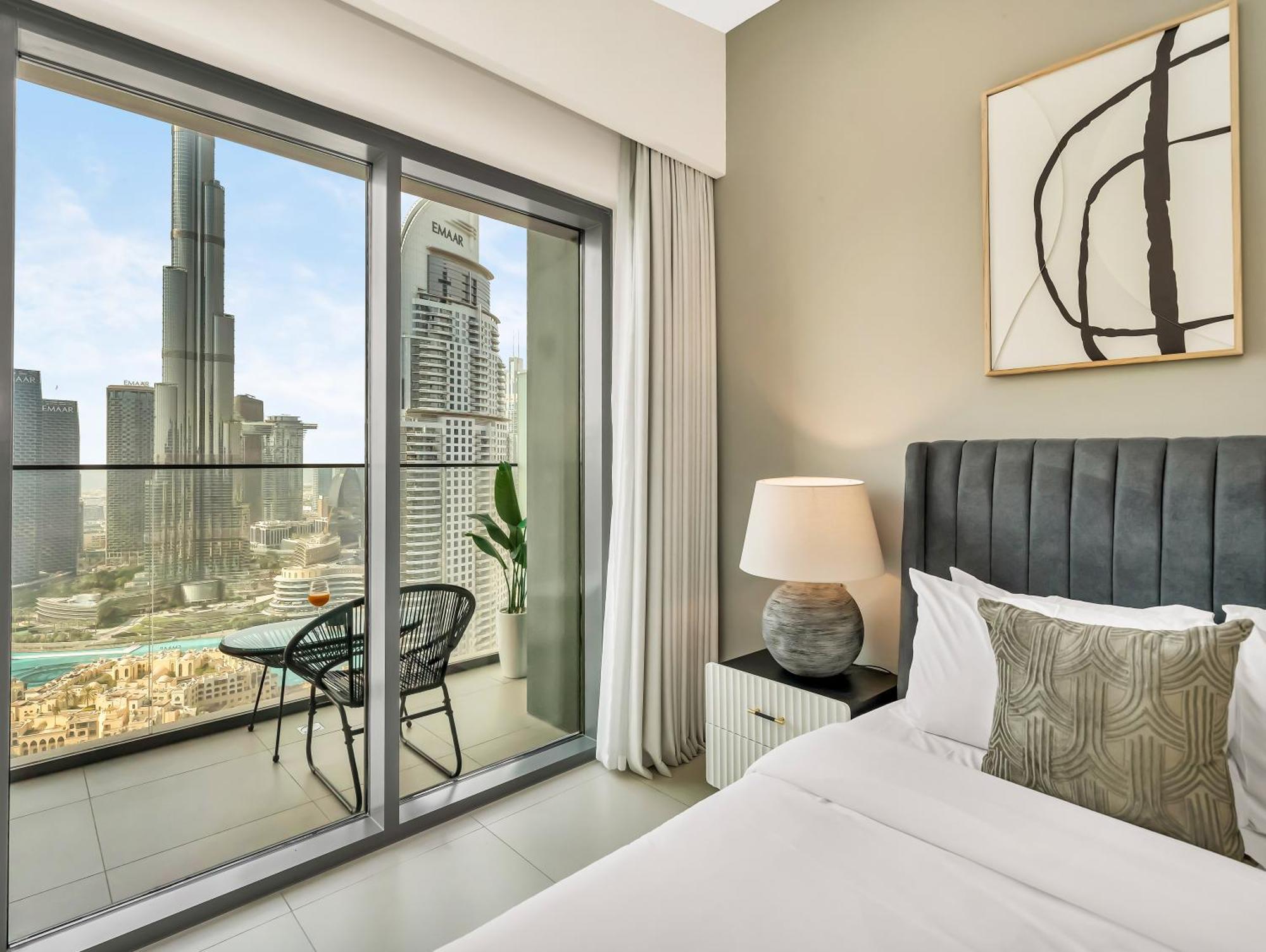Burj Royale 3 Bedroom Full Burj Khalifa Fountain View Dubai