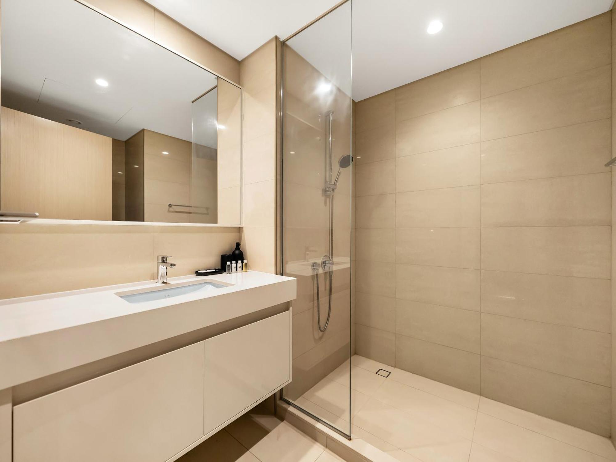 Burj Royale 3 Bedroom Full Burj Khalifa Fountain View Daire