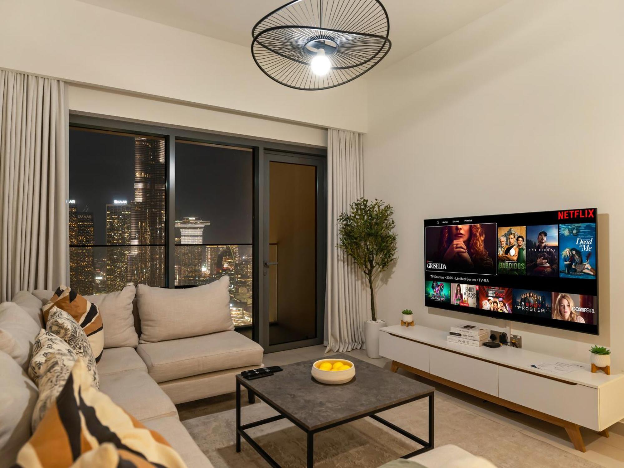 Burj Royale 3 Bedroom Full Burj Khalifa Fountain View Daire *