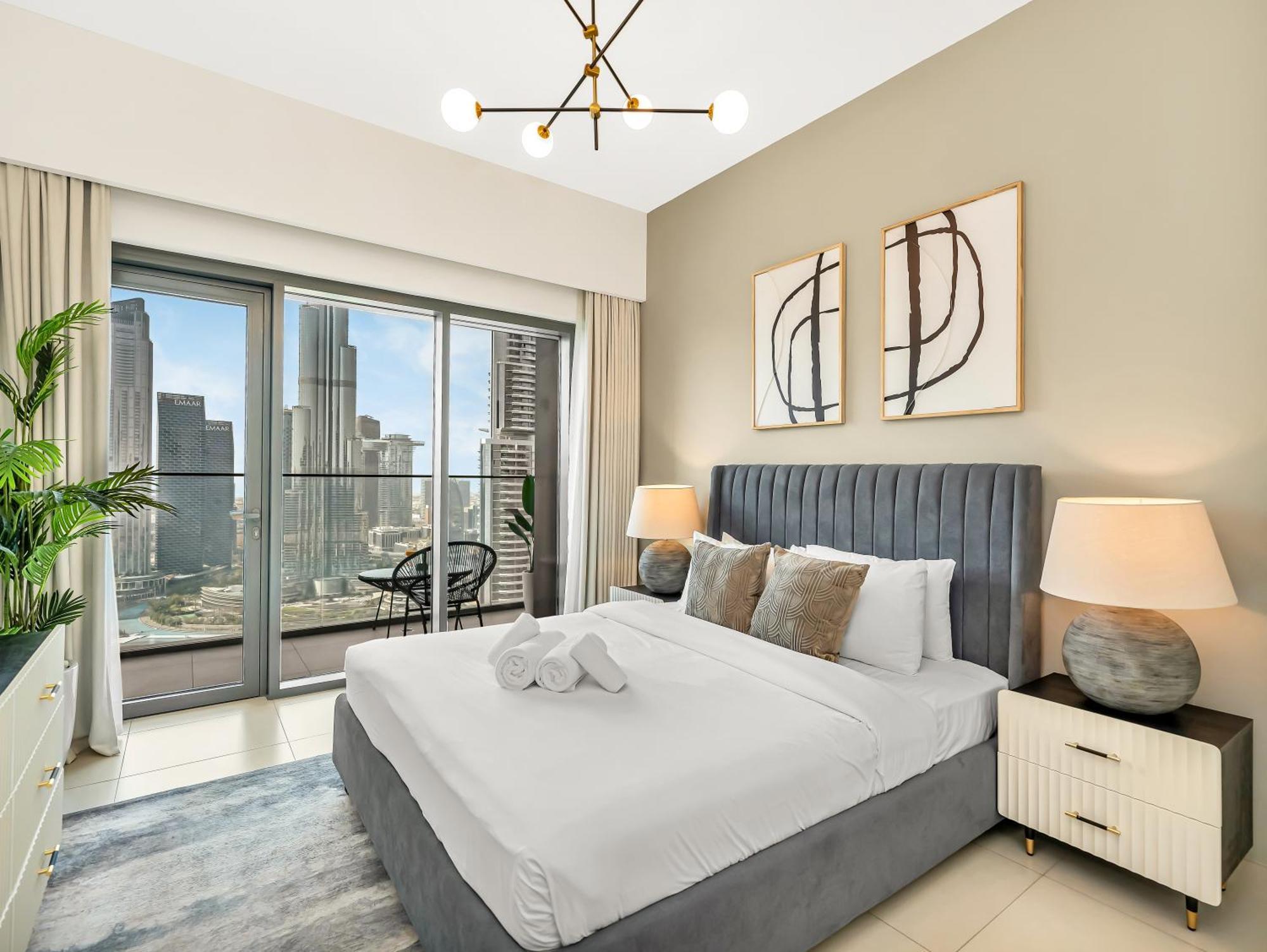 Burj Royale 3 Bedroom Full Burj Khalifa Fountain View Daire Dubai