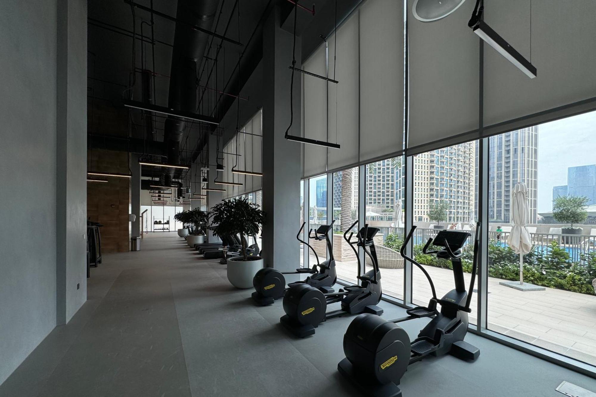 Royal 4br Burj Khalifa View Mall Aparthotel