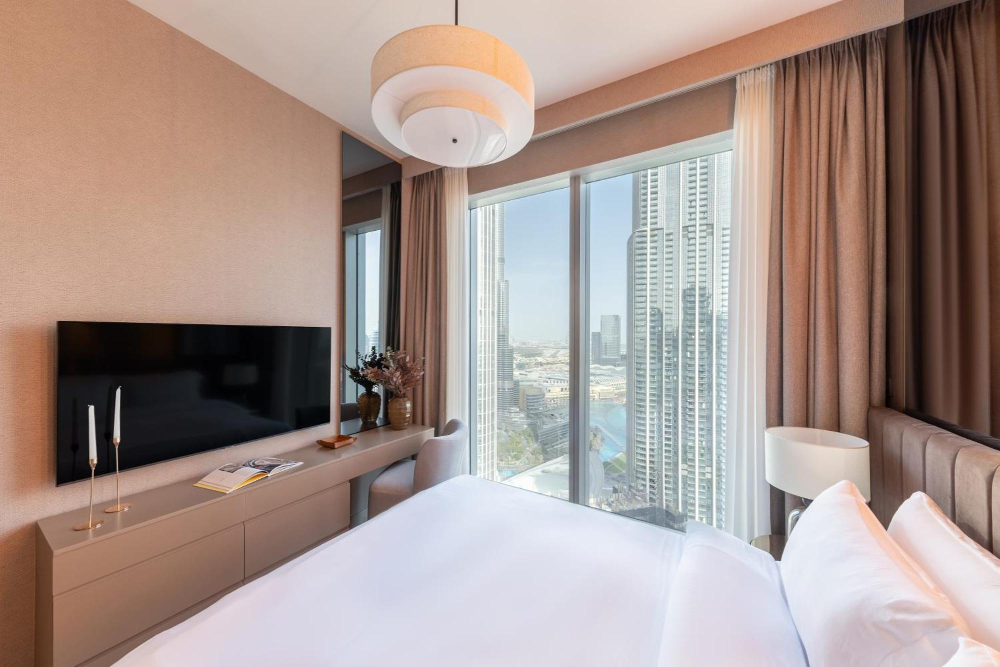 Royal 4br Burj Khalifa View Mall Aparthotel Dubai