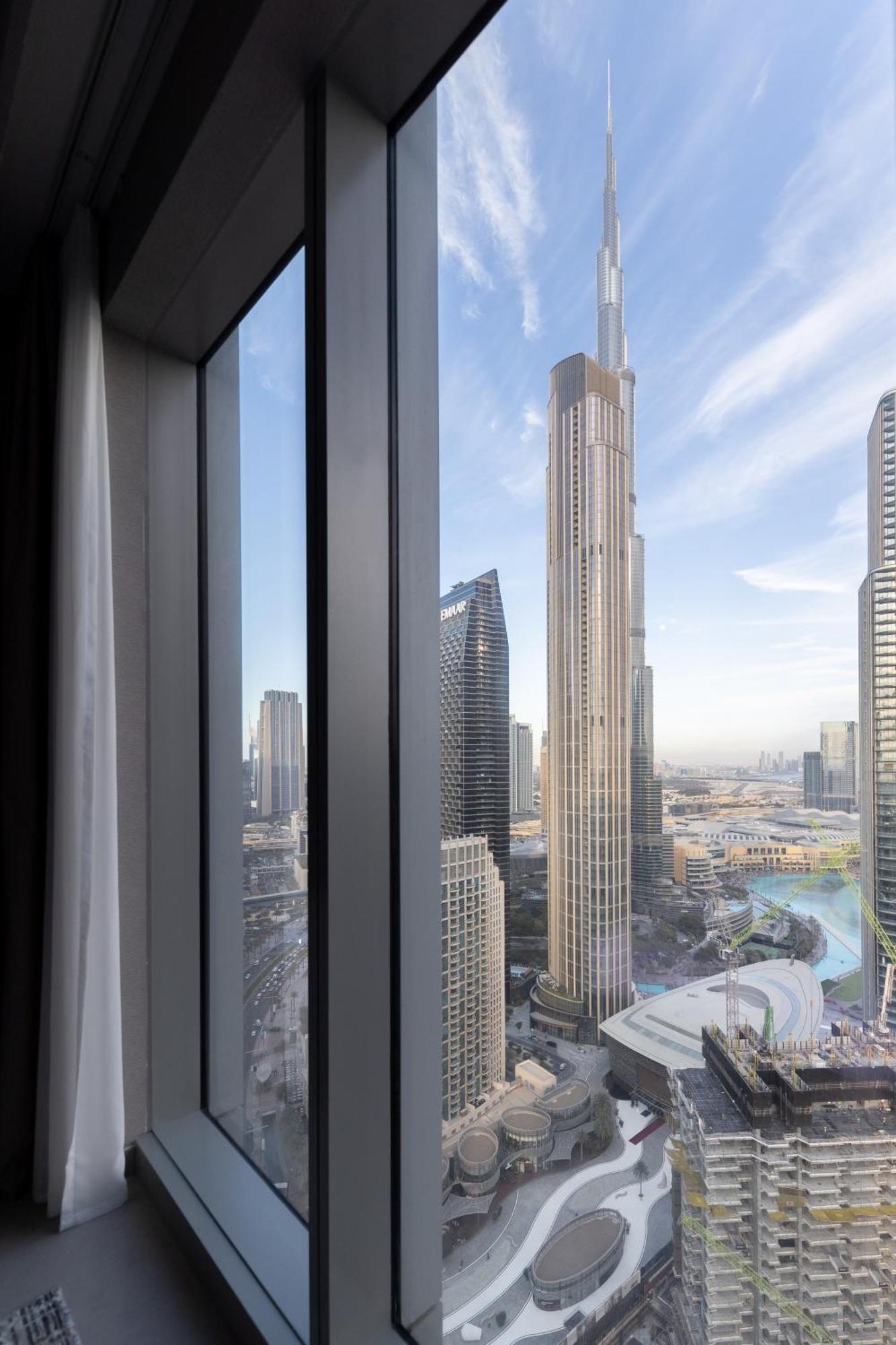 Royal 4br Burj Khalifa View Mall Aparthotel Dubai
