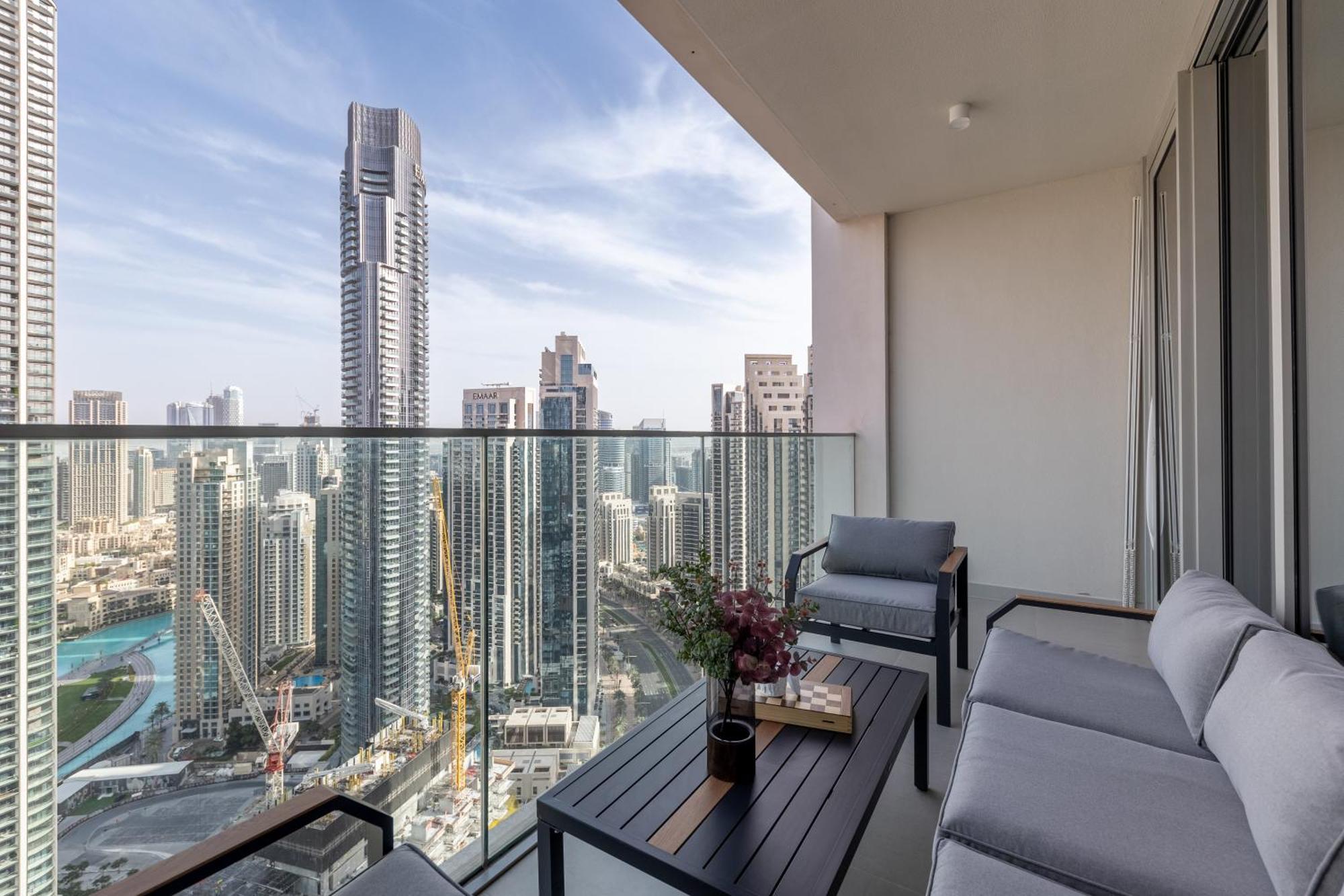 Royal 4br Burj Khalifa View Mall Aparthotel *