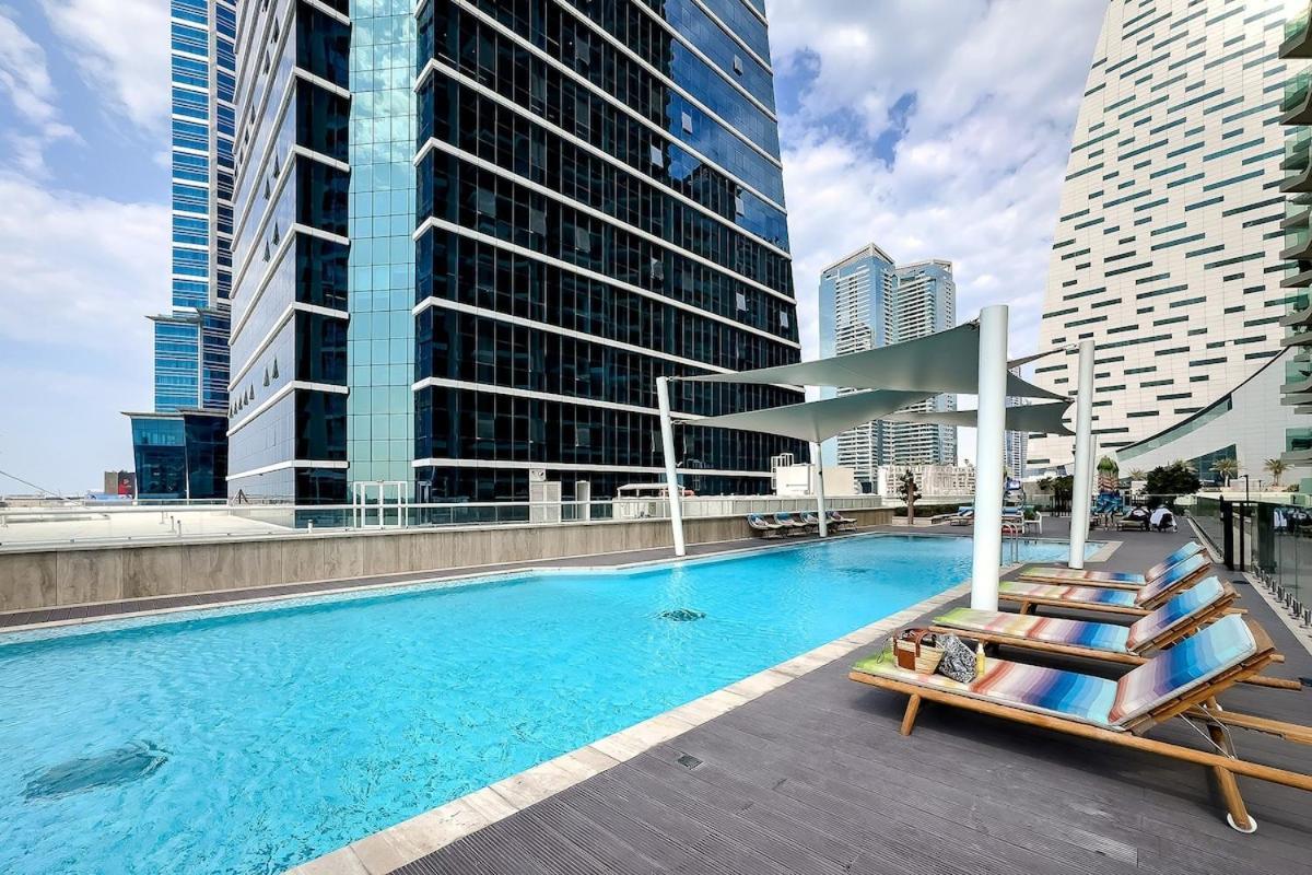 Convenient 1bdr In Business Bay Apartment *