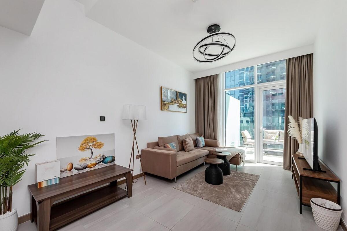 Convenient 1bdr In Business Bay Apartment