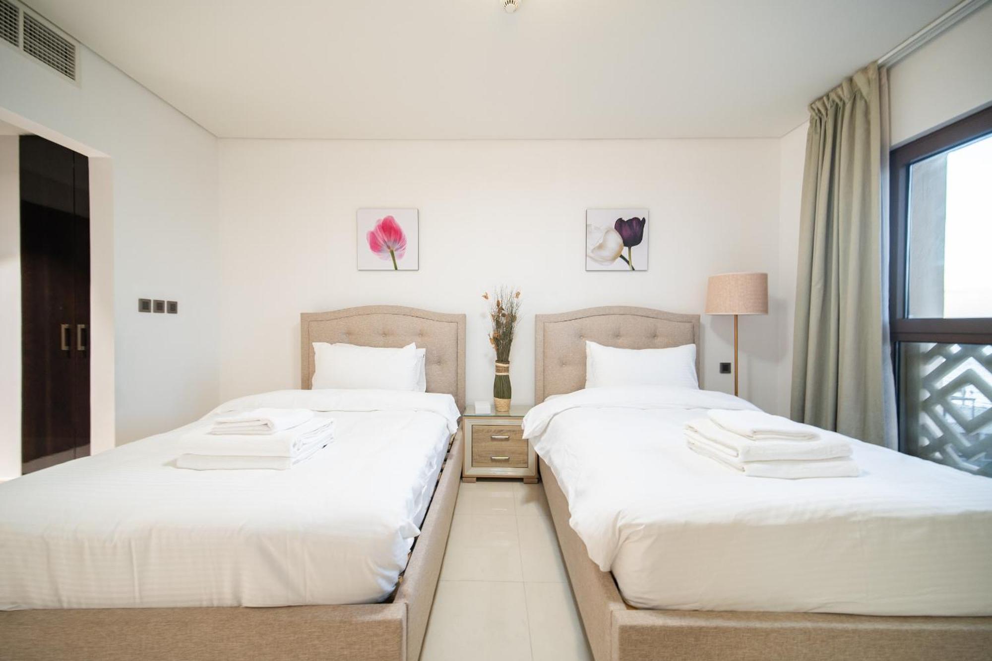 Spacious 2br - Private & Sea & Skyline Views Apartment