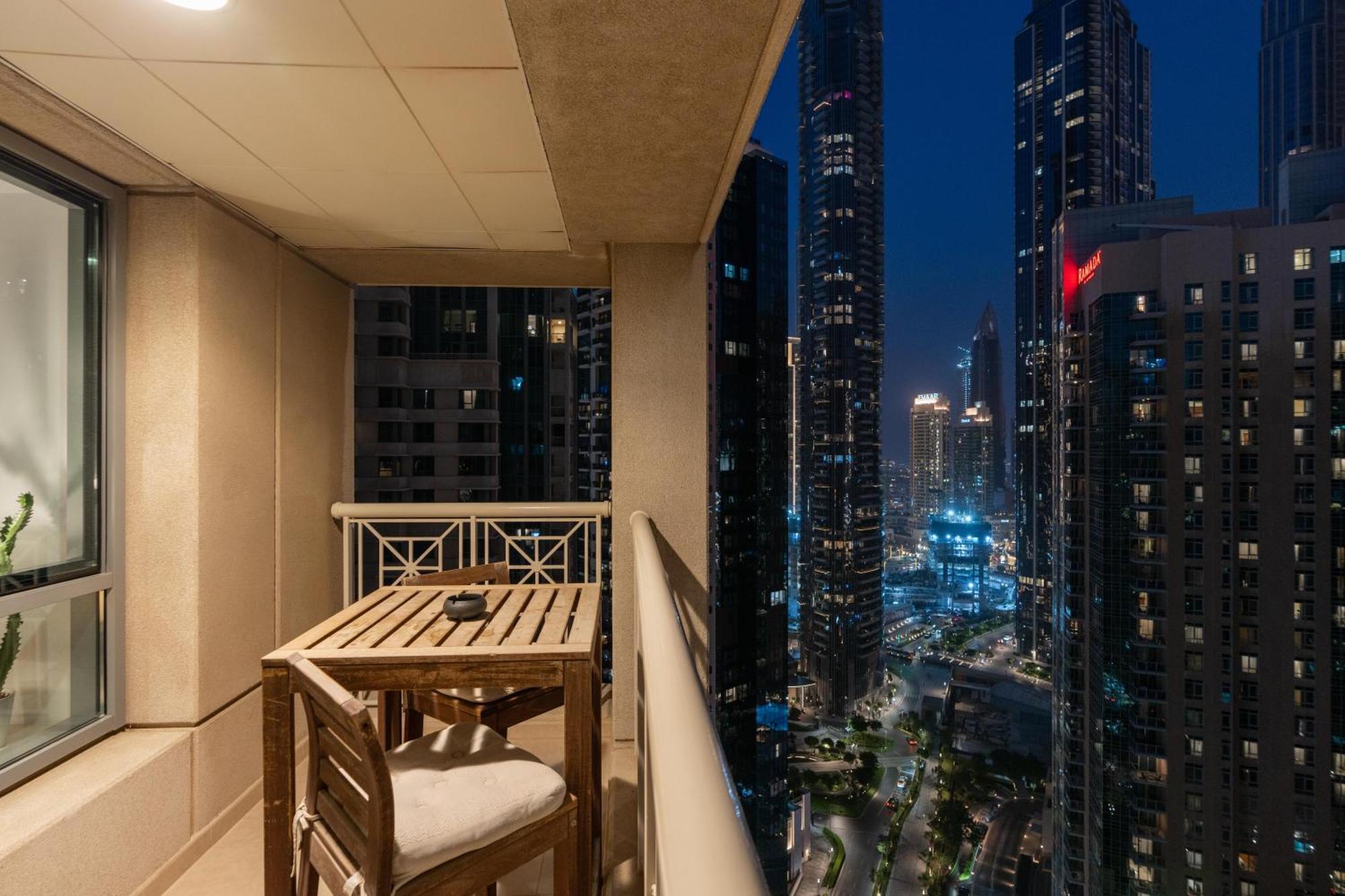 Amazing Views & Location Downtown 1 Br