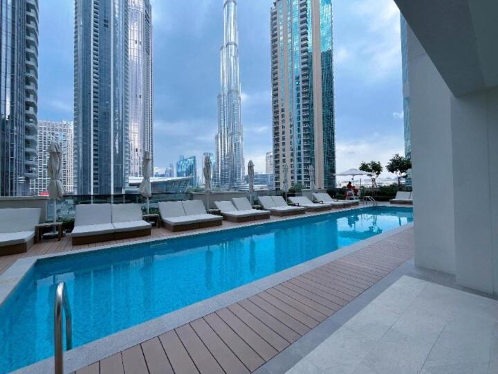 Actone-tower 2 View-next To Burjkhalifa Apartment *