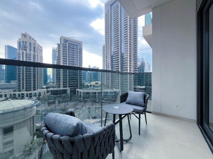 Actone-tower 2 View-next To Burjkhalifa Apartment *