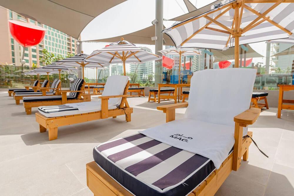 Apartment Luxury Near Mall Few Mints Walk *