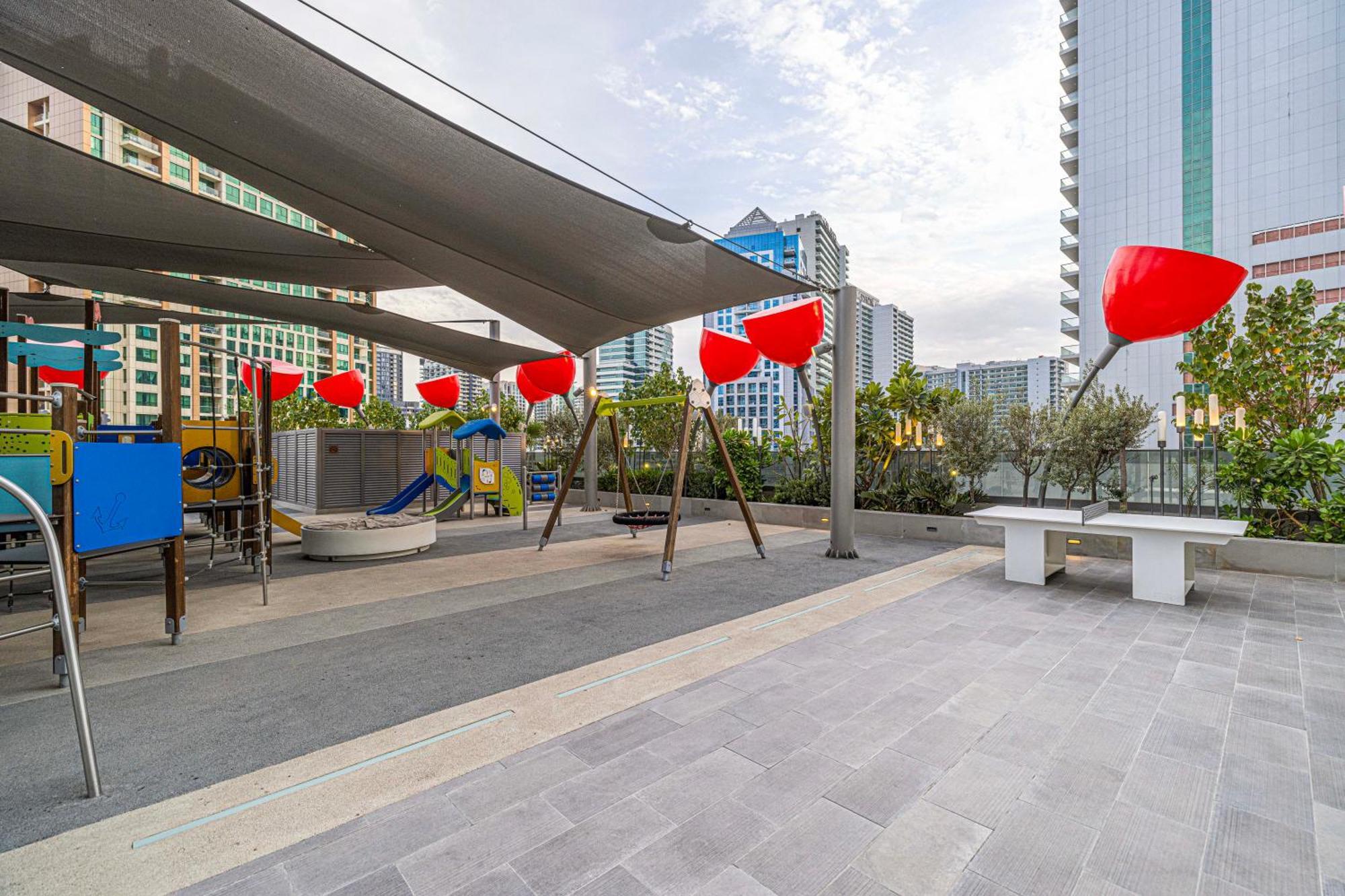 Luxury Near Mall Few Mints Walk Dubai
