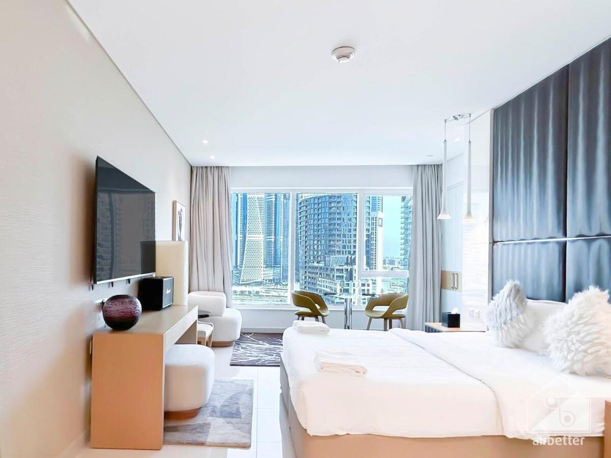 Luxury In Business Bay With Canal View * Dubai