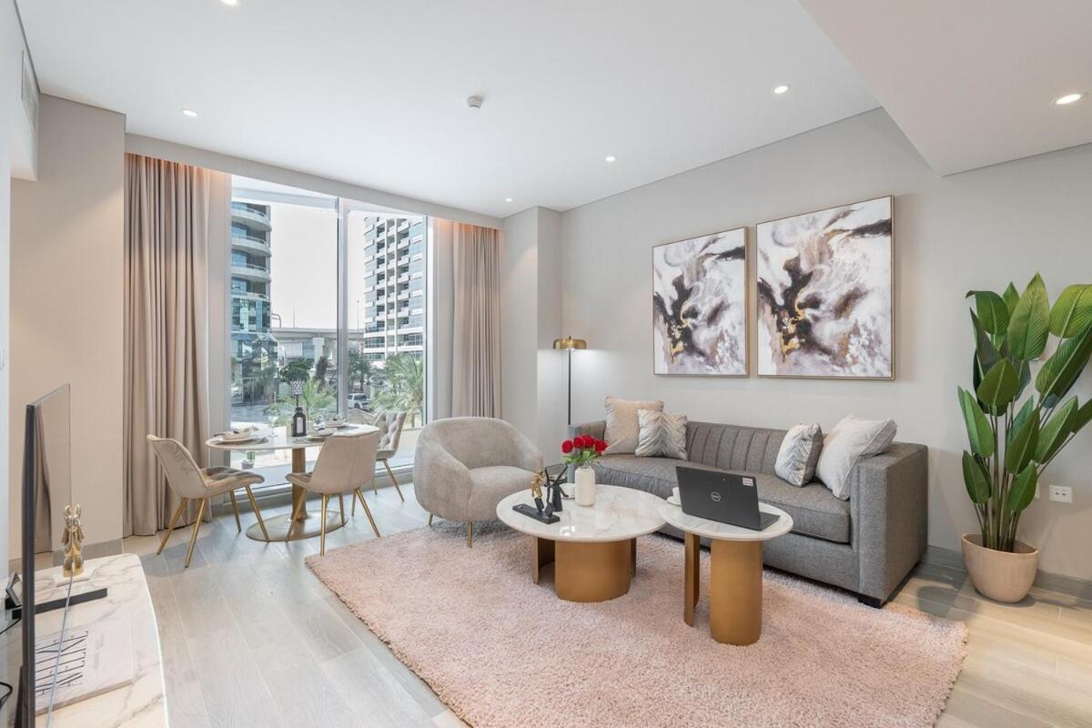 Vogue Condor Star Marina - Fully Renovated, Brand-new One Bedroom With Balcony And Infinity Pool Access Apartment