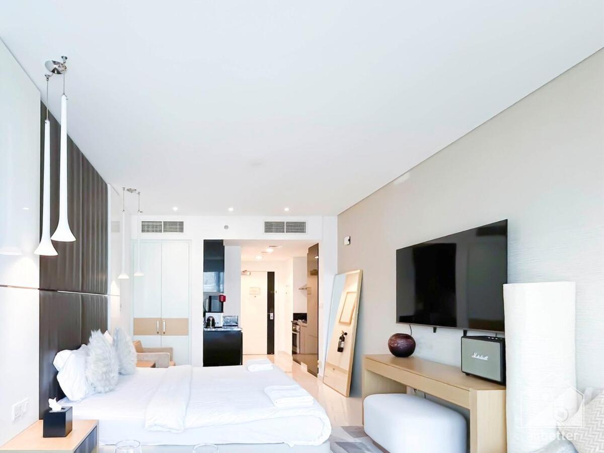 Apartment Luxury In Business Bay With Canal View