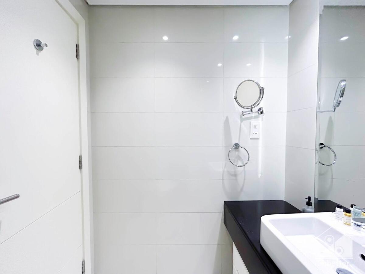 Luxury In Business Bay With Canal View *