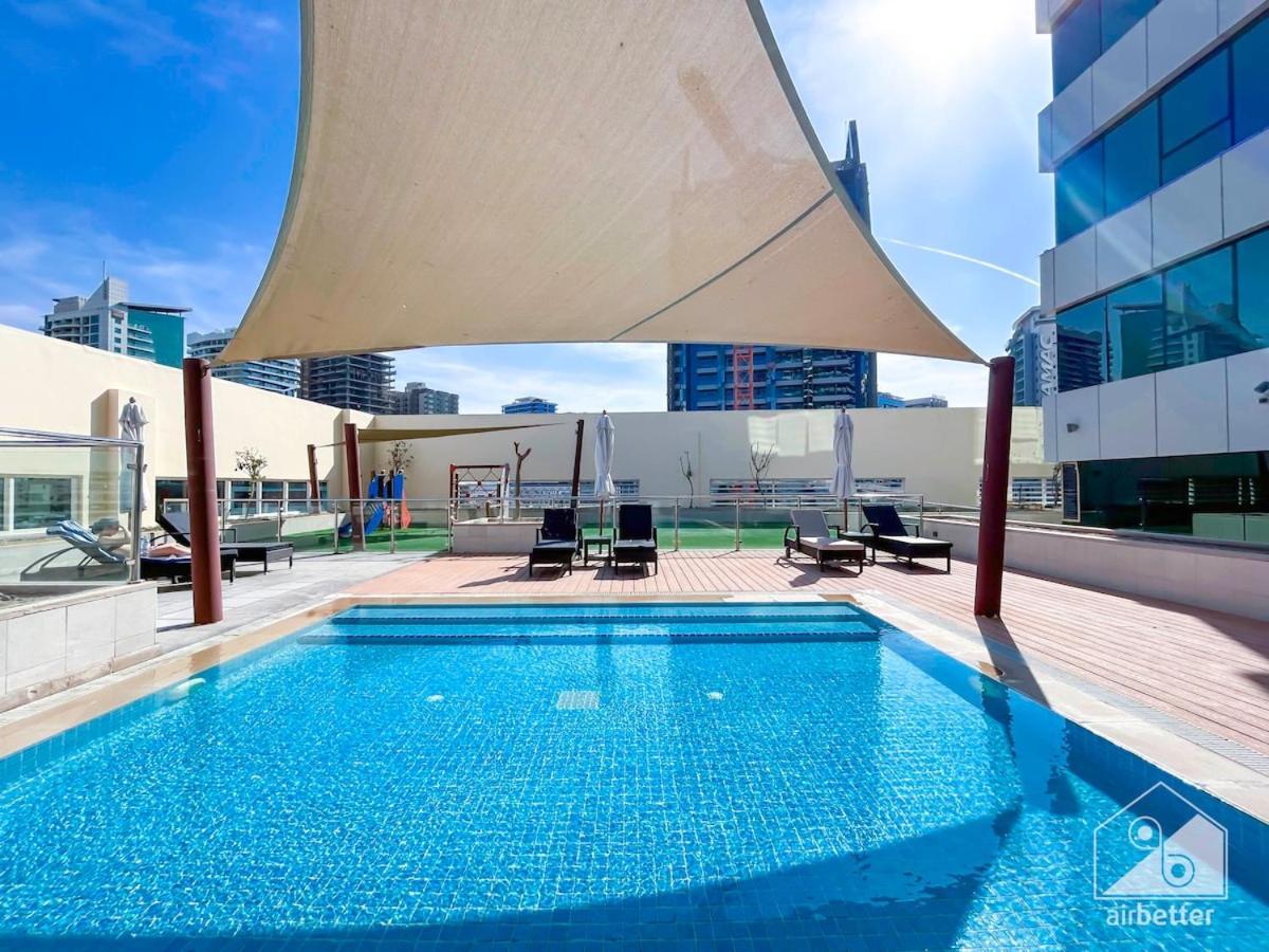 Luxury In Business Bay With Canal View