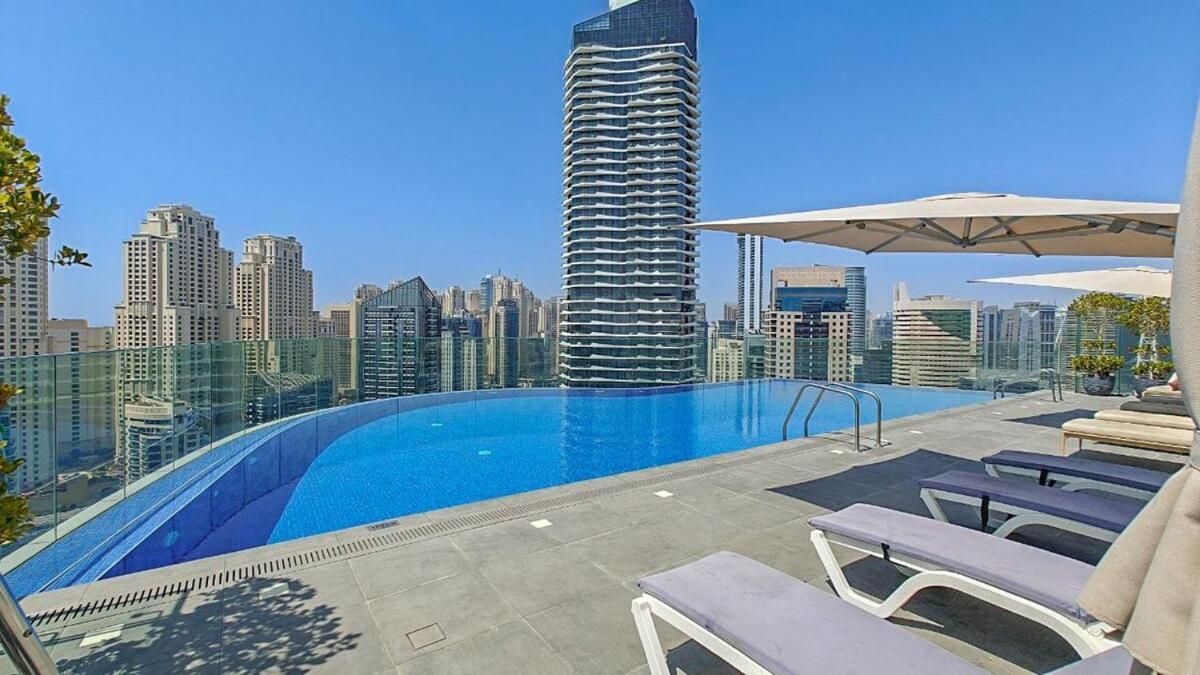 Vogue Condor Star Marina - Fully Renovated, Brand-new One Bedroom With Balcony And Infinity Pool Access Apartment