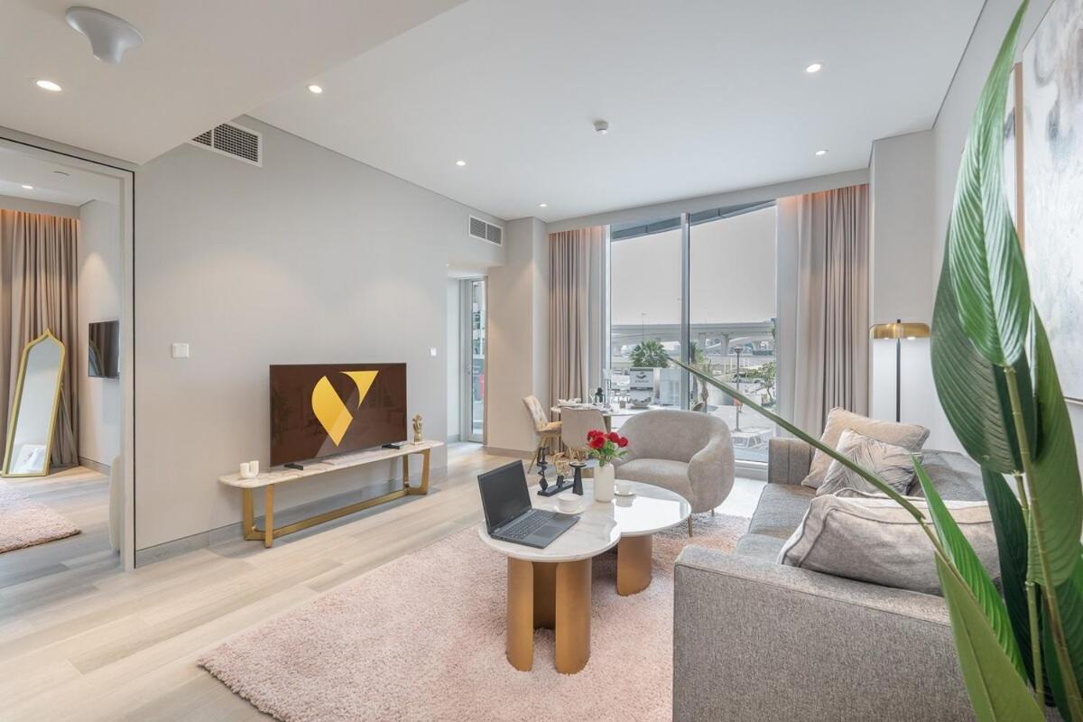 Vogue Condor Star Marina - Fully Renovated, Brand-new One Bedroom With Balcony And Infinity Pool Access * Dubai