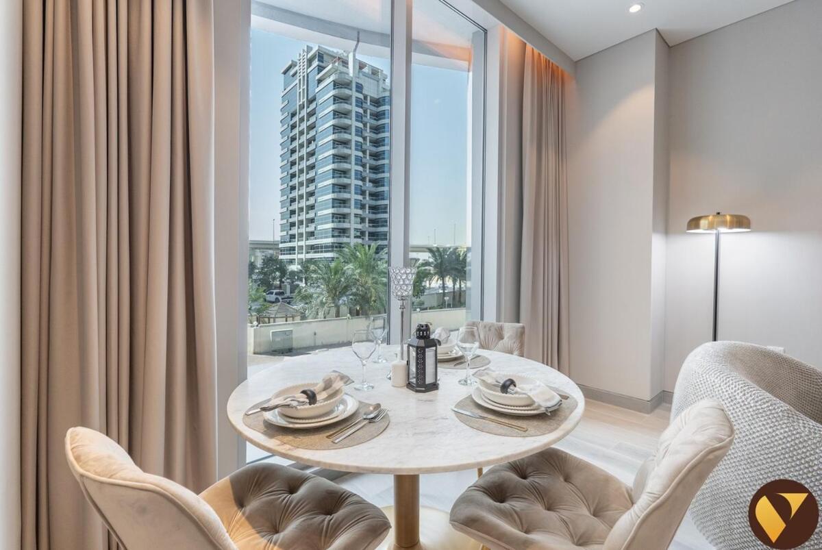 Vogue Condor Star Marina - Fully Renovated, Brand-new One Bedroom With Balcony And Infinity Pool Access *