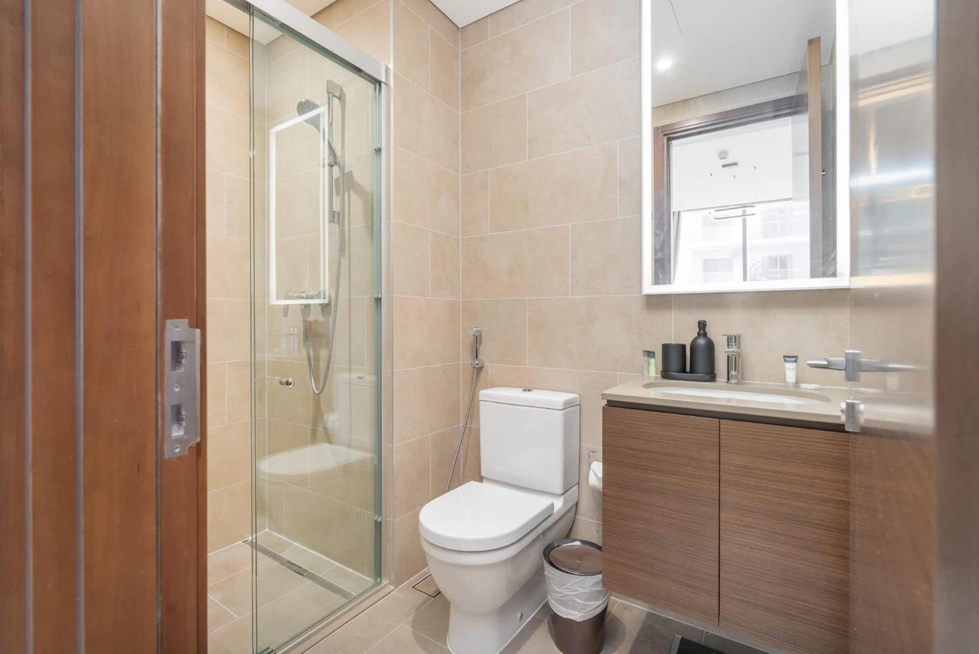 Lavish 2br In Sobha Creek Vistas Apartment