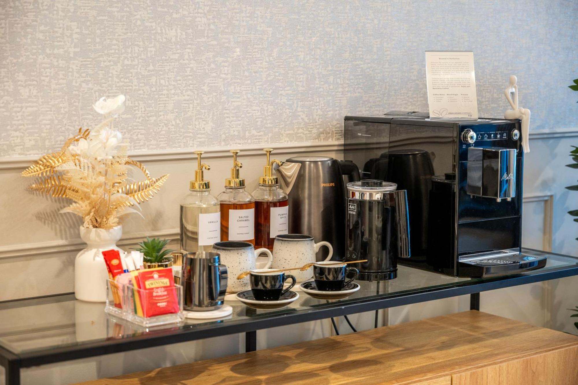 Apartment Urban Dreams - Brand New Boutique Burj Royale - Burj Khalifa & Mall